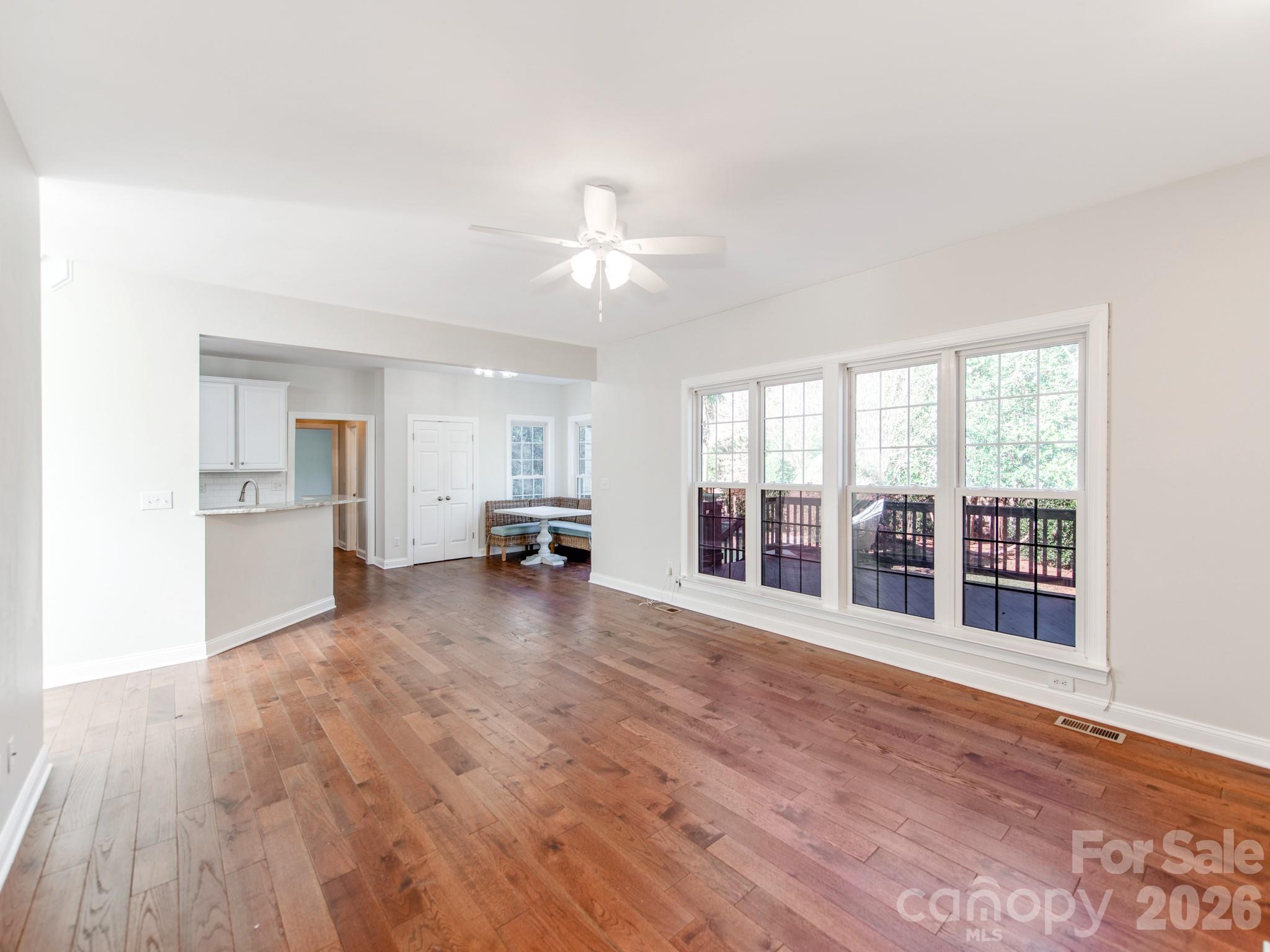 12323 Braeloch Court — Huntersville