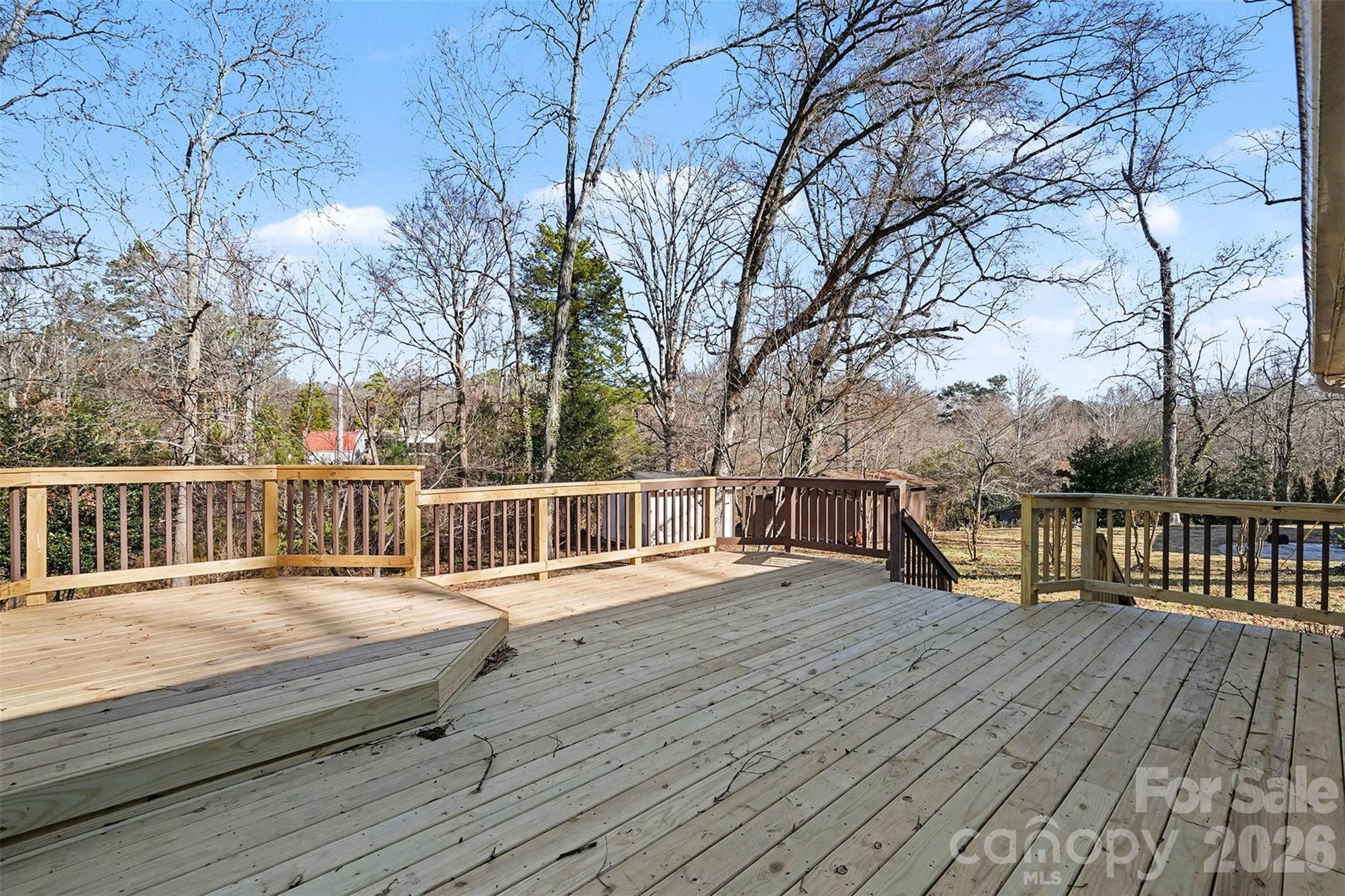 1215 Robinhood Circle — Charlotte