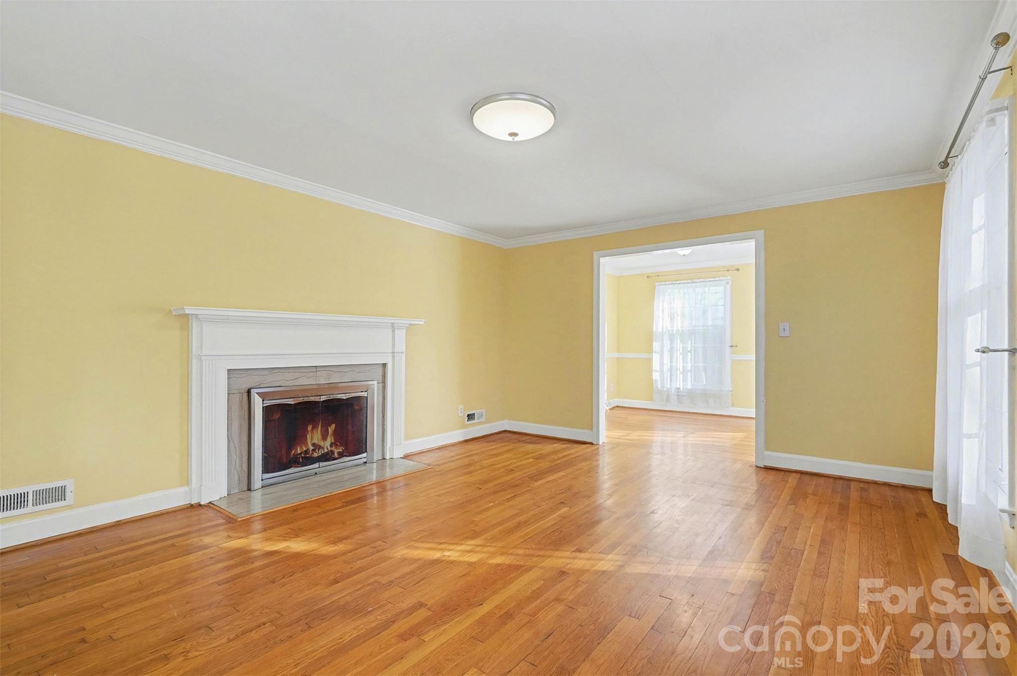 1215 Robinhood Circle — Charlotte