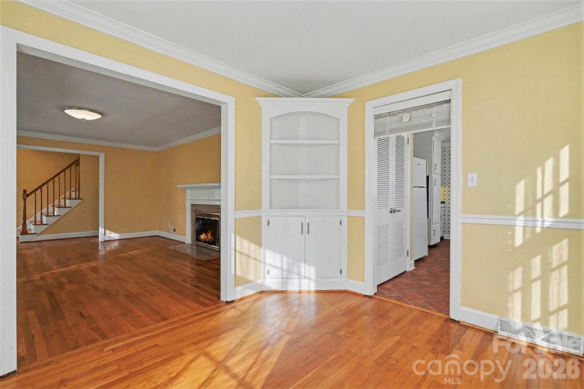 1215 Robinhood Circle — Charlotte