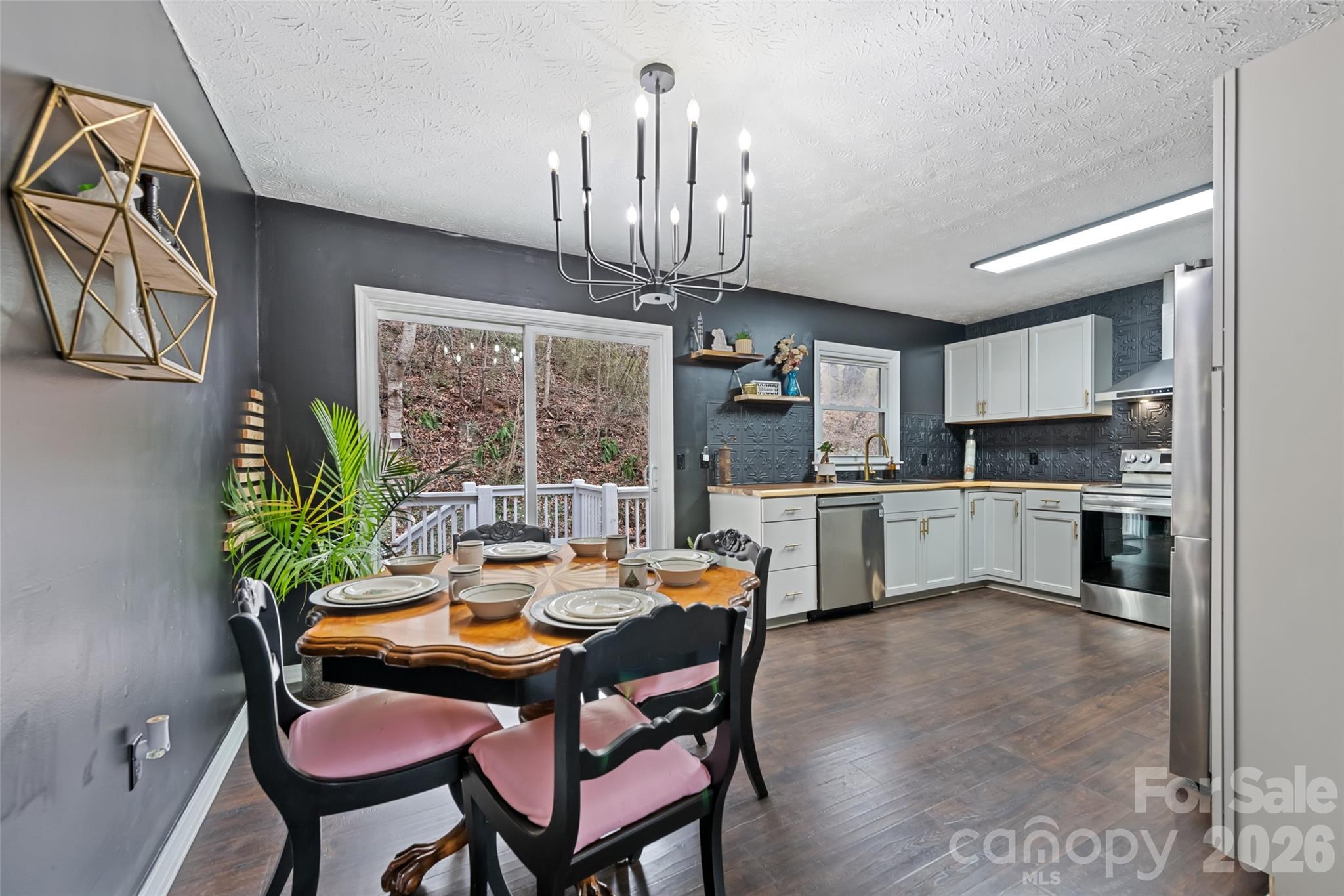 144 Pinehaven Drive — Clyde