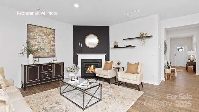 211 Mary Locke Way — Statesville