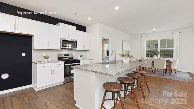 211 Mary Locke Way — Statesville