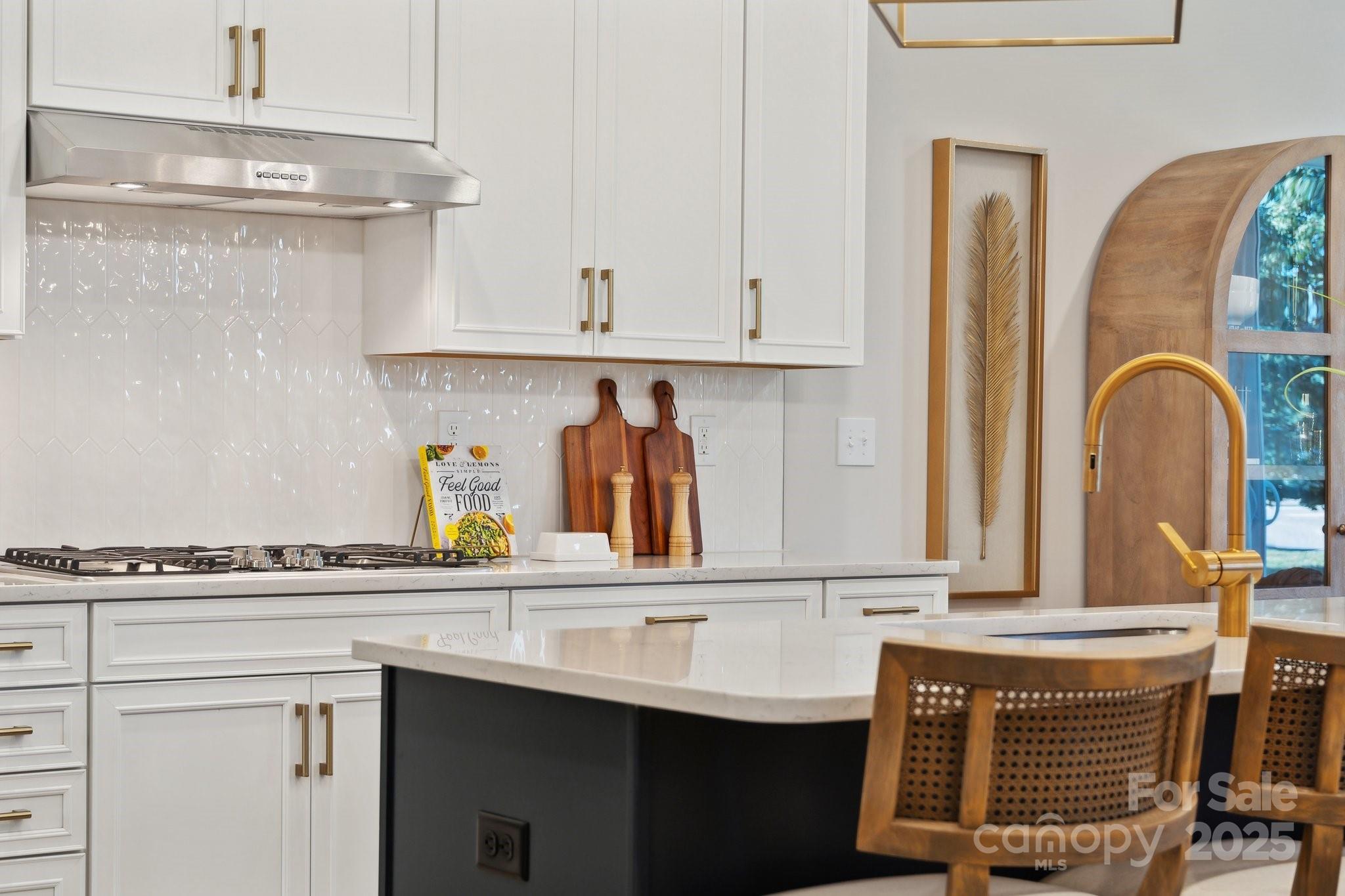 5049 Duval Circle — Tega Cay
