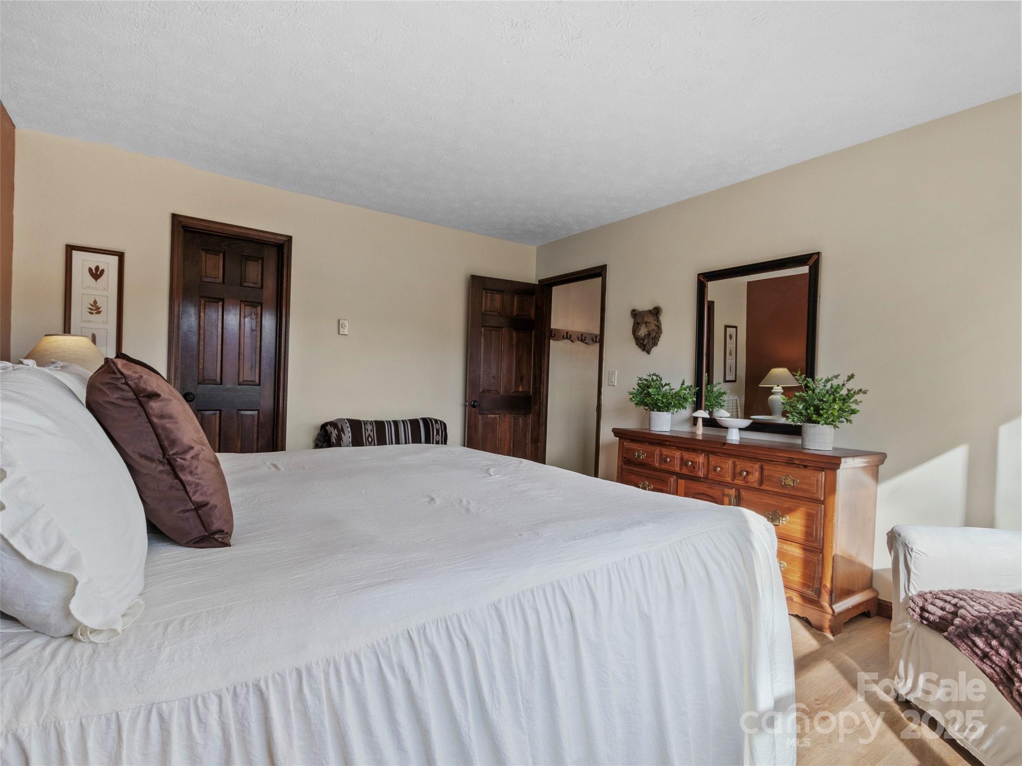 383 Overlook Drive #Alpine 2 — Burnsville