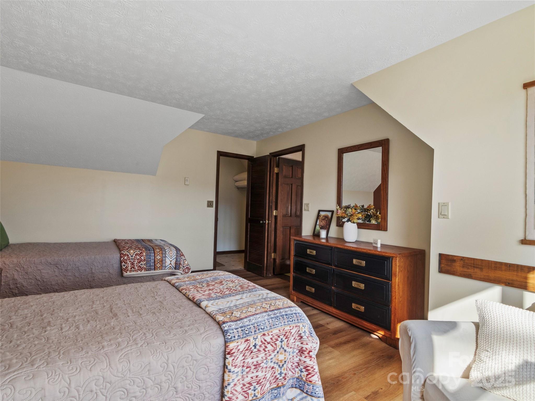 383 Overlook Drive #Alpine 2 — Burnsville