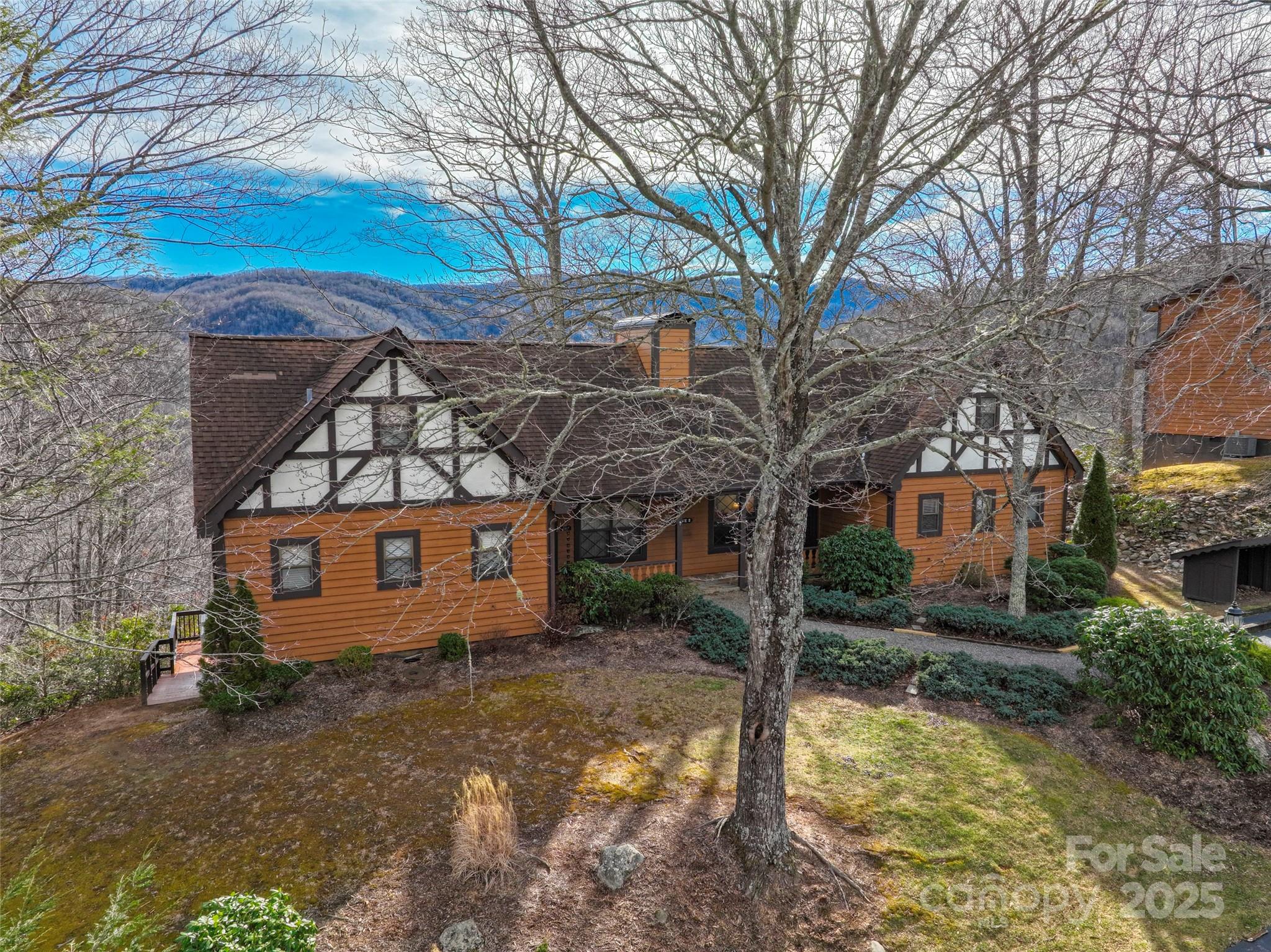 383 Overlook Drive #Alpine 2 — Burnsville