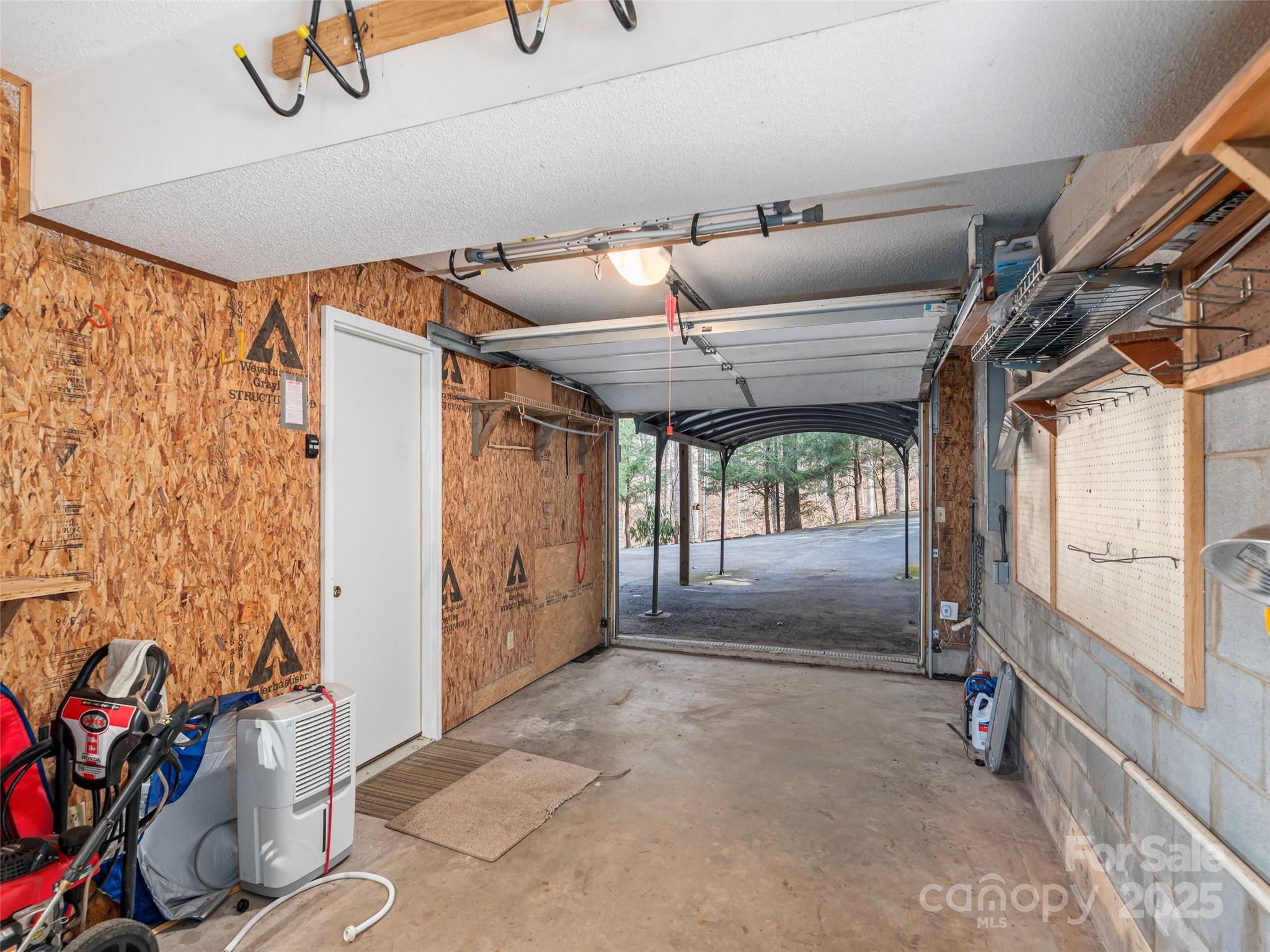 1392 Mount Chalet Road — Canton