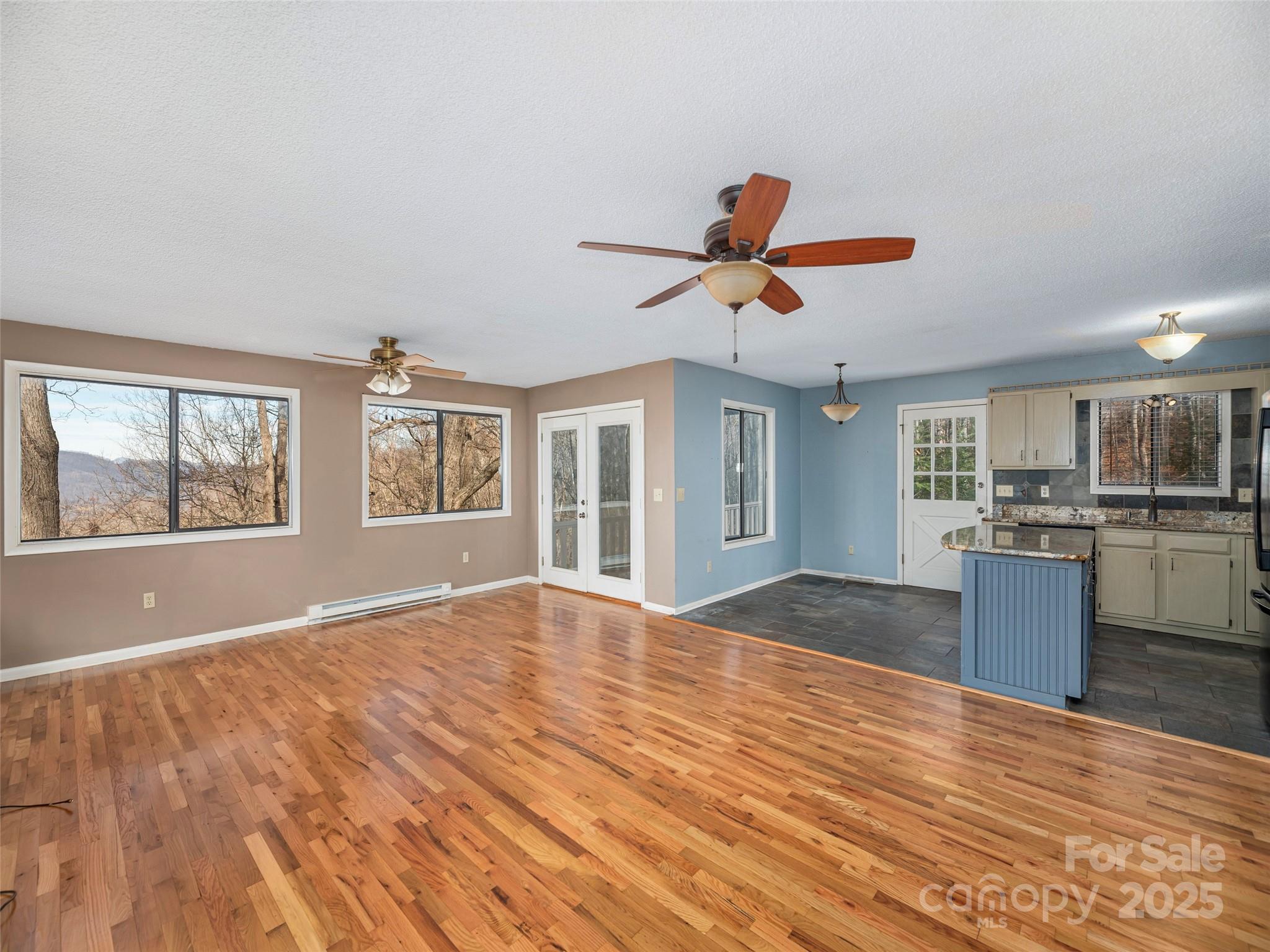 1392 Mount Chalet Road — Canton