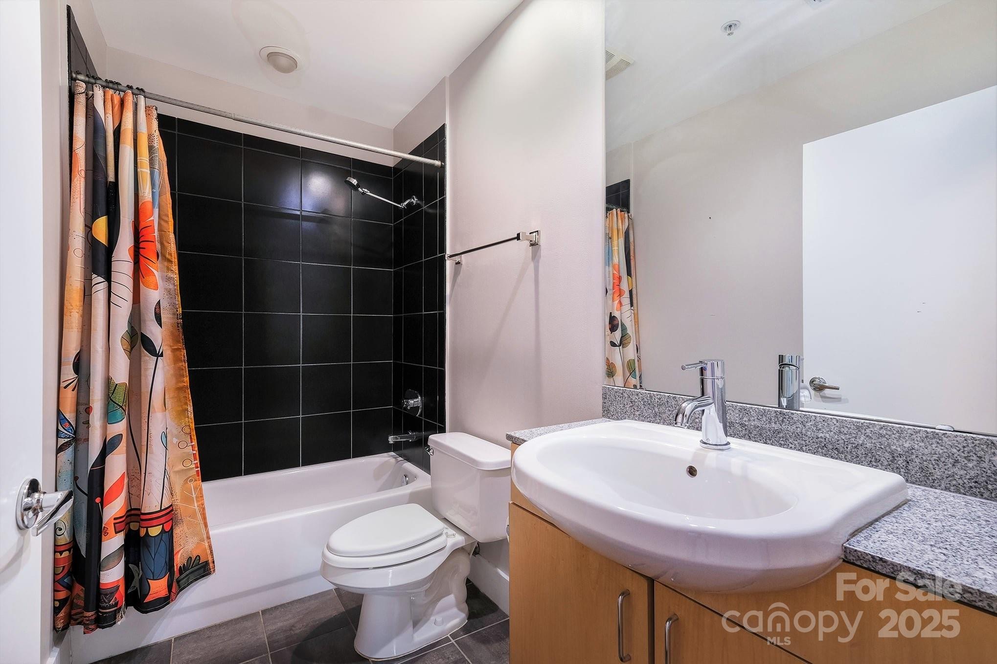 505 E Sixth Street #304 — Charlotte