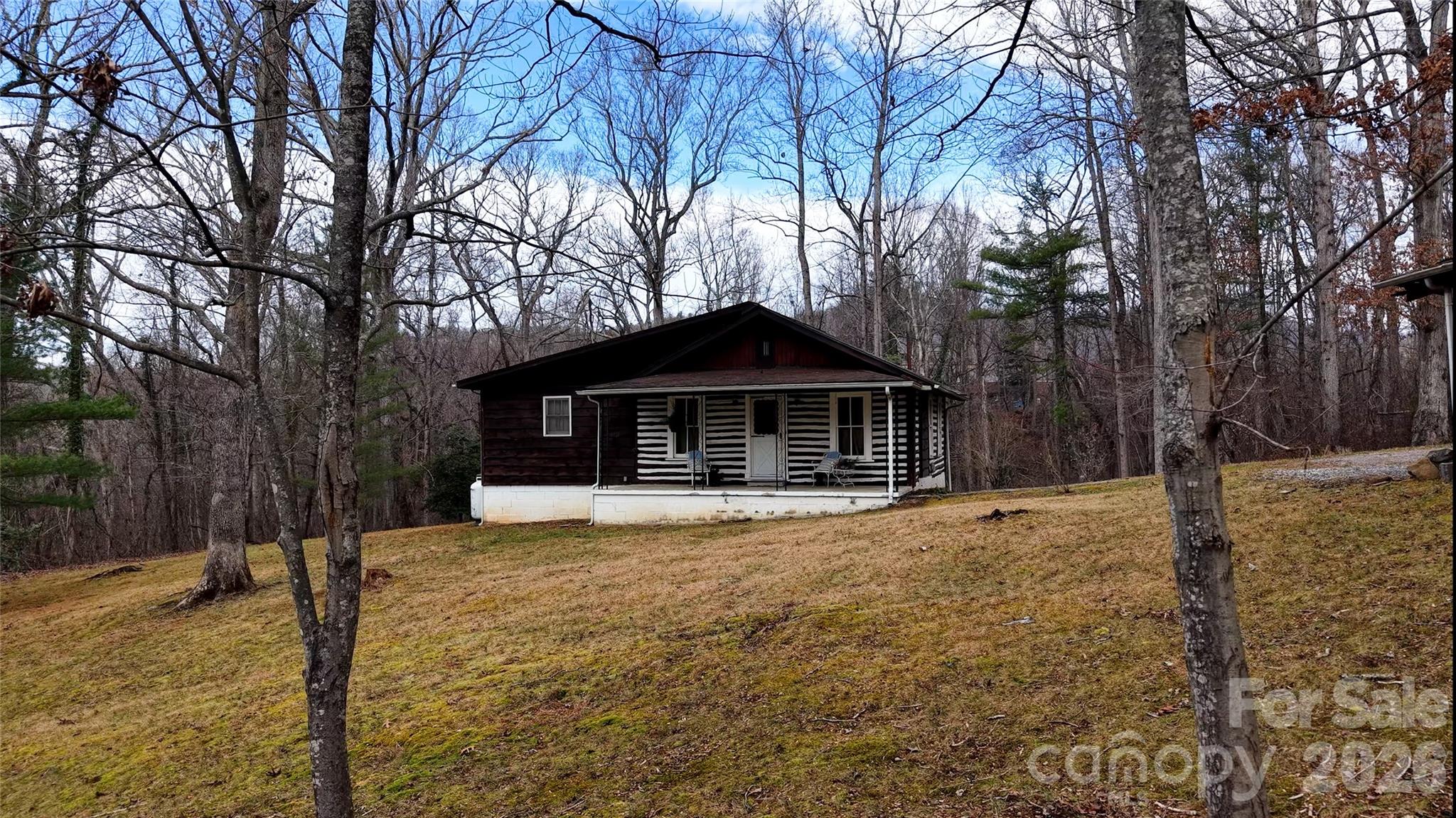 67 Shawnee Trail — Asheville