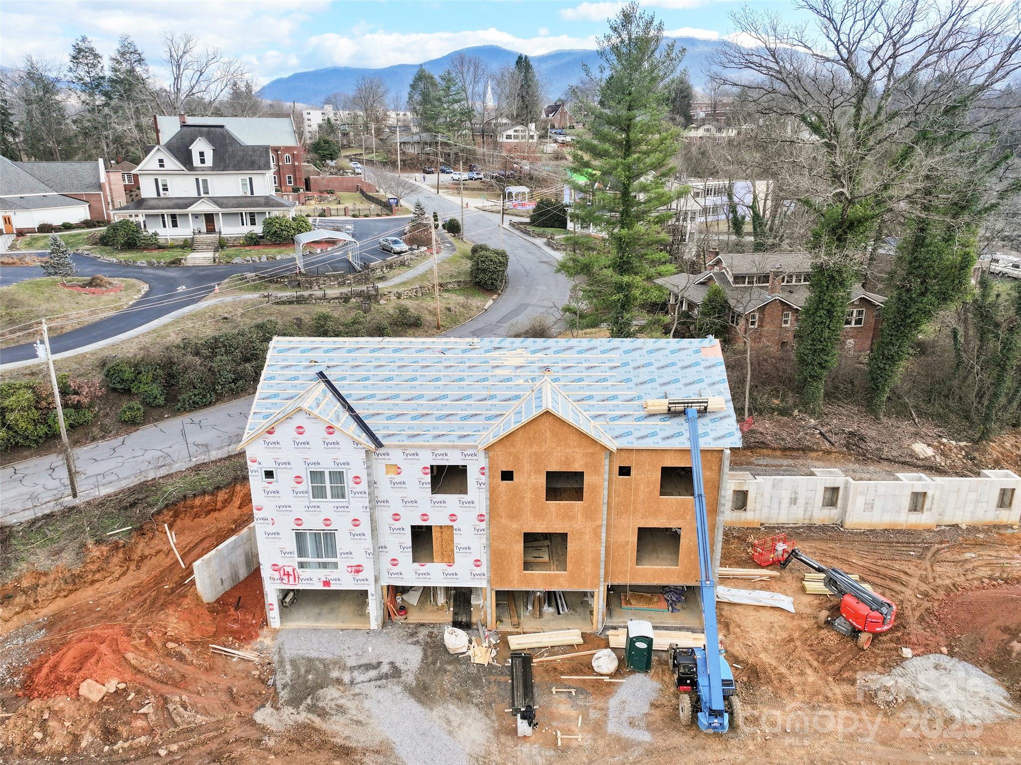 45 Richland Street — Waynesville