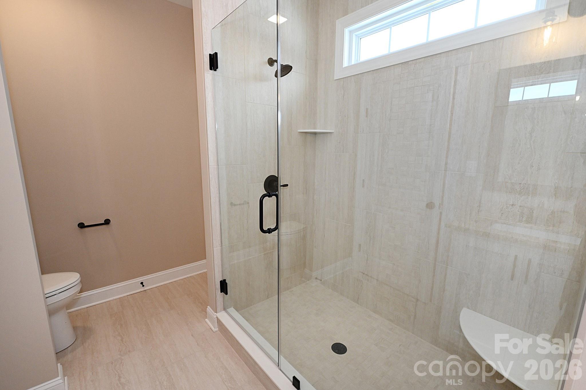 4932 Southview Drive — Hickory