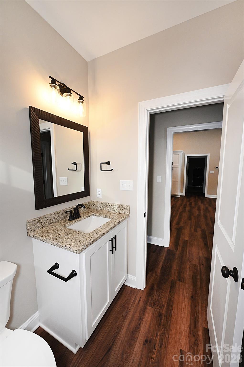 4932 Southview Drive — Hickory