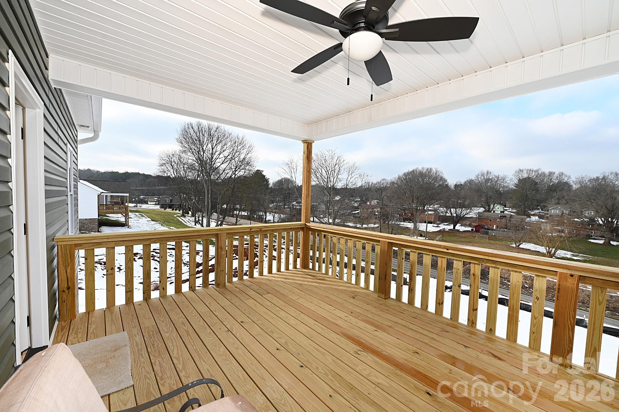 4932 Southview Drive — Hickory