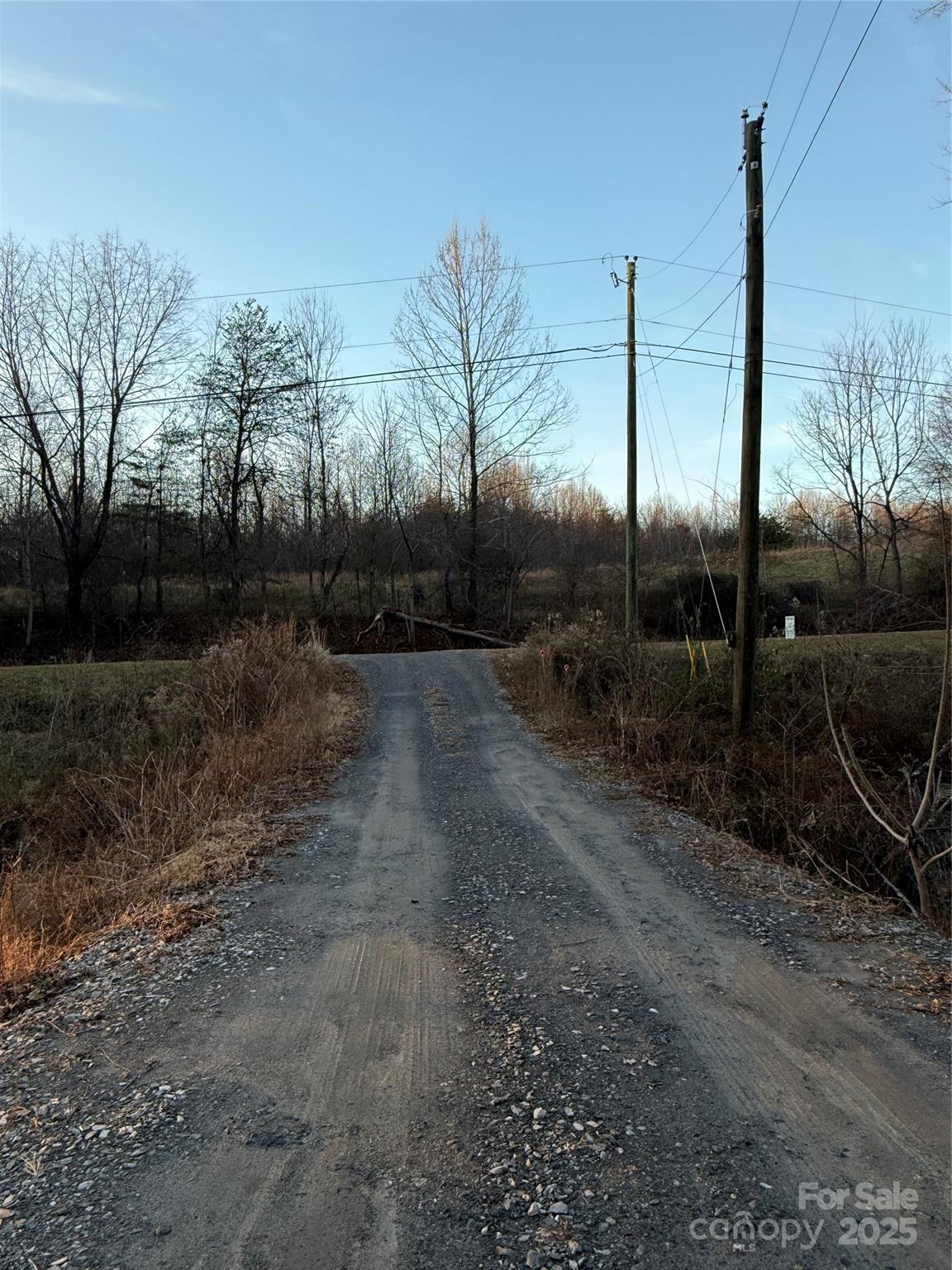 2828 E Pine Street — Mount Airy