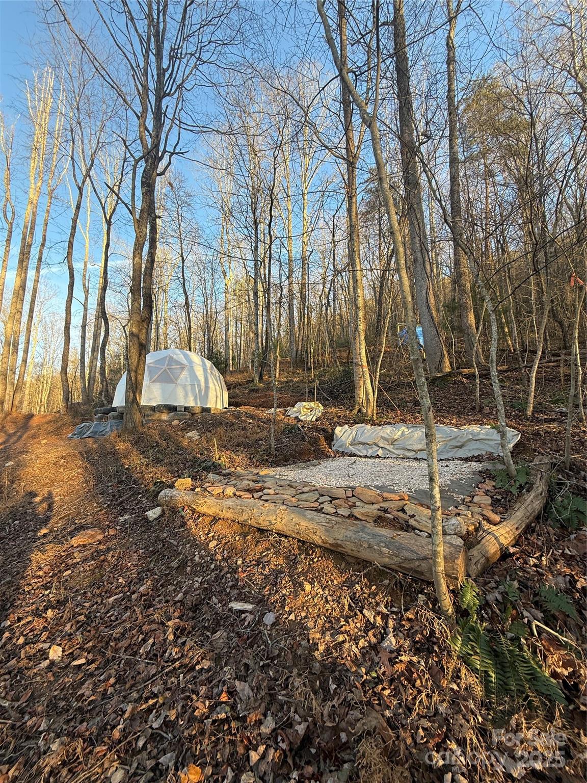 2828 E Pine Street — Mount Airy