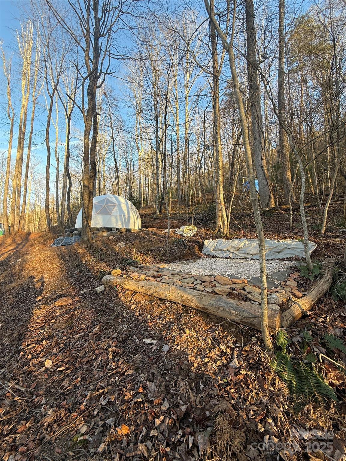 2828 E Pine Street — Mount Airy