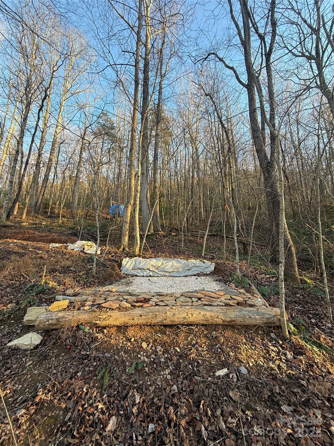 2828 E Pine Street — Mount Airy