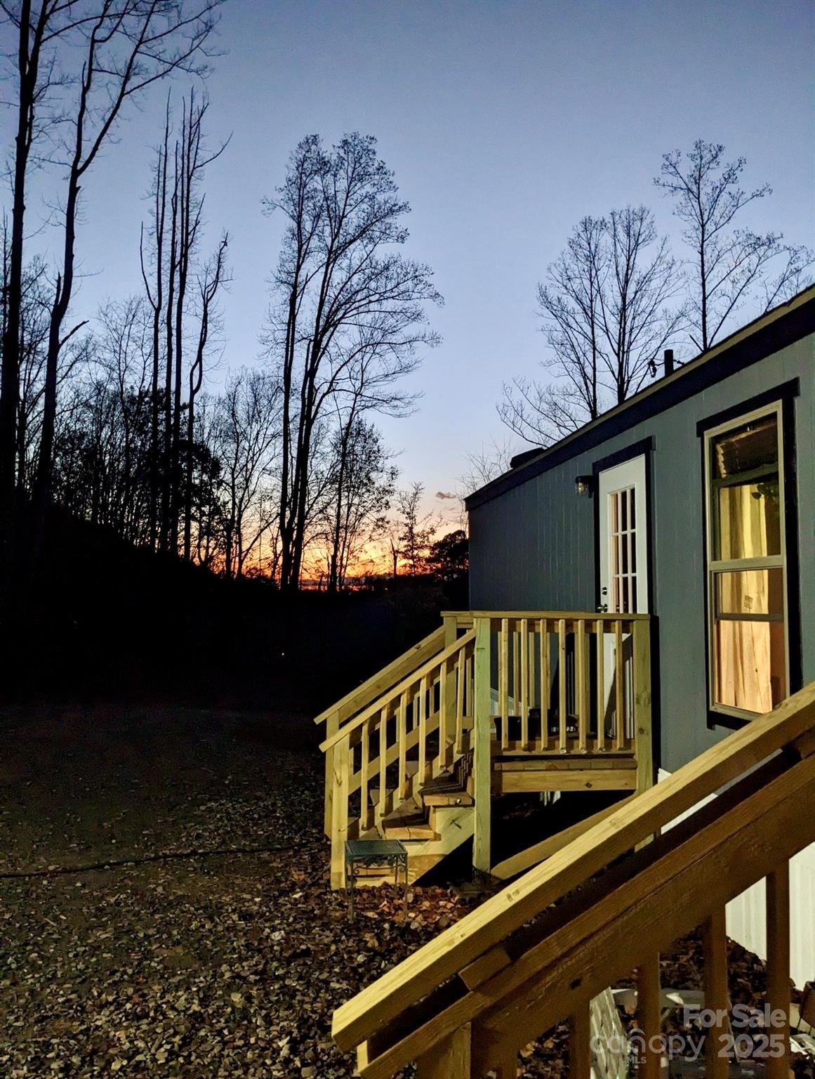 2828 E Pine Street — Mount Airy