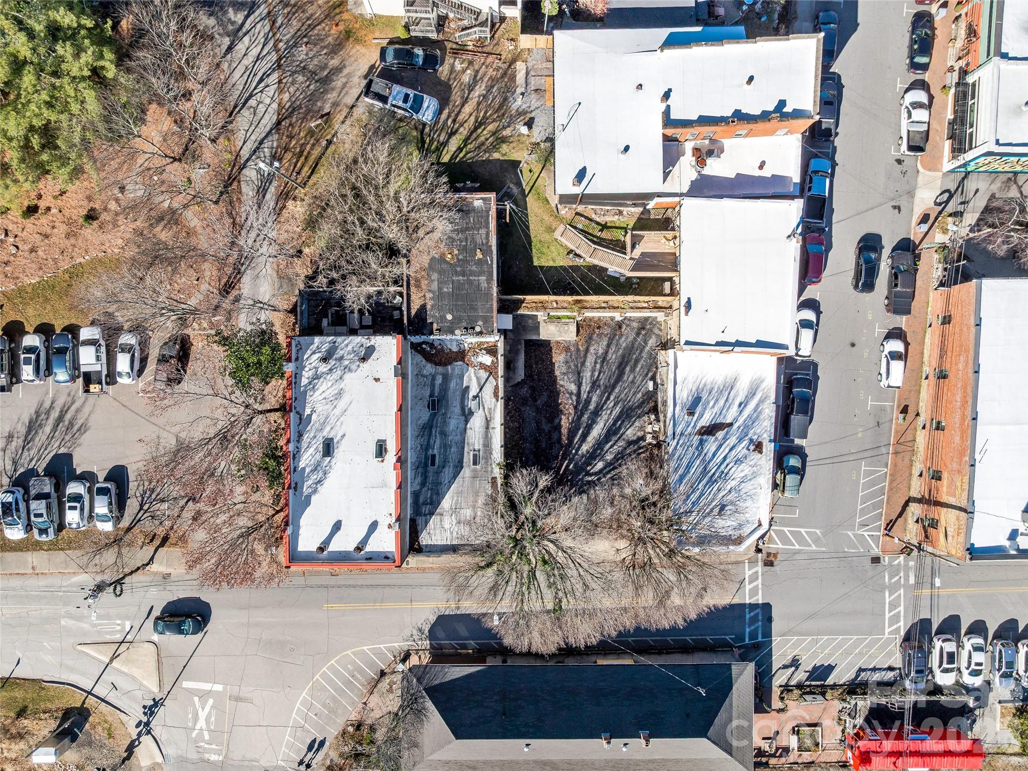 204 Sutton Avenue — Black Mountain