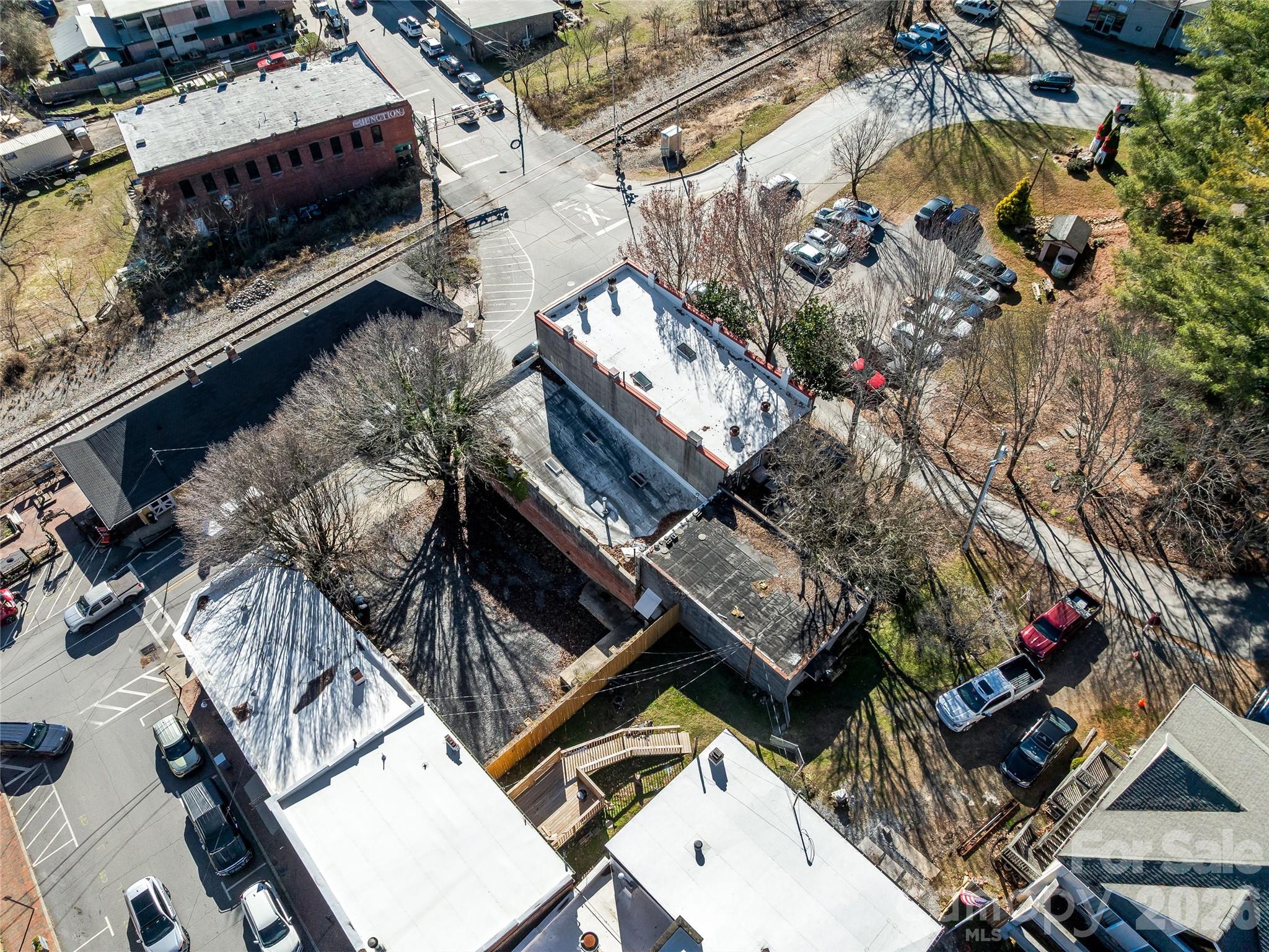 204 Sutton Avenue — Black Mountain