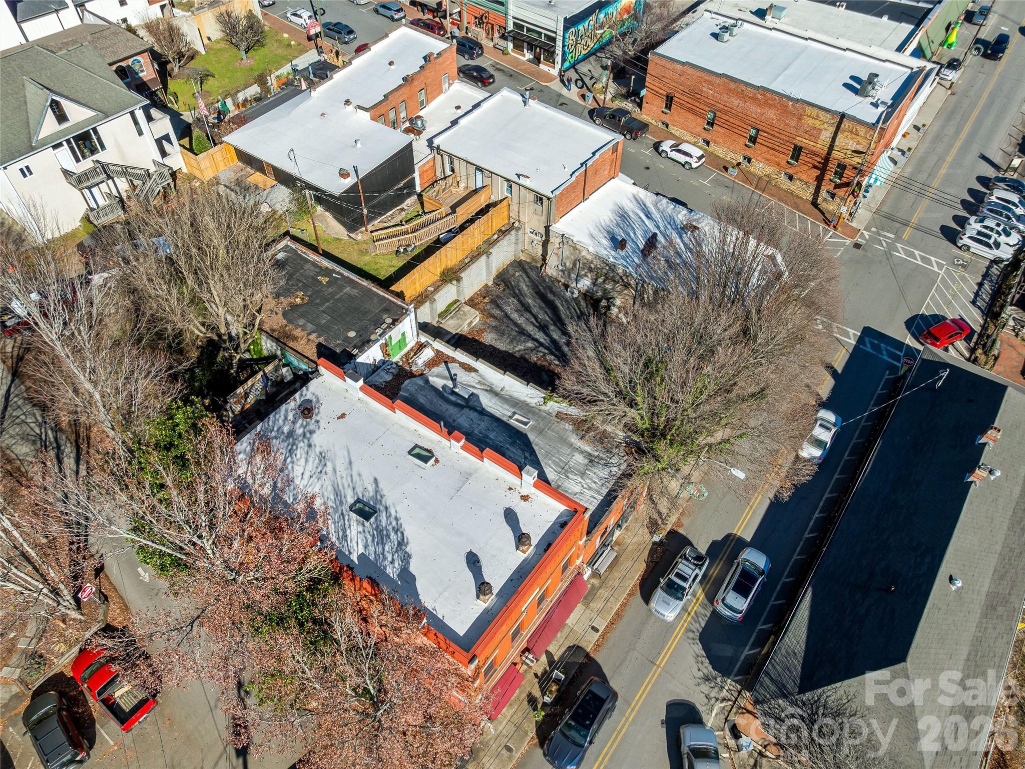 204 Sutton Avenue — Black Mountain