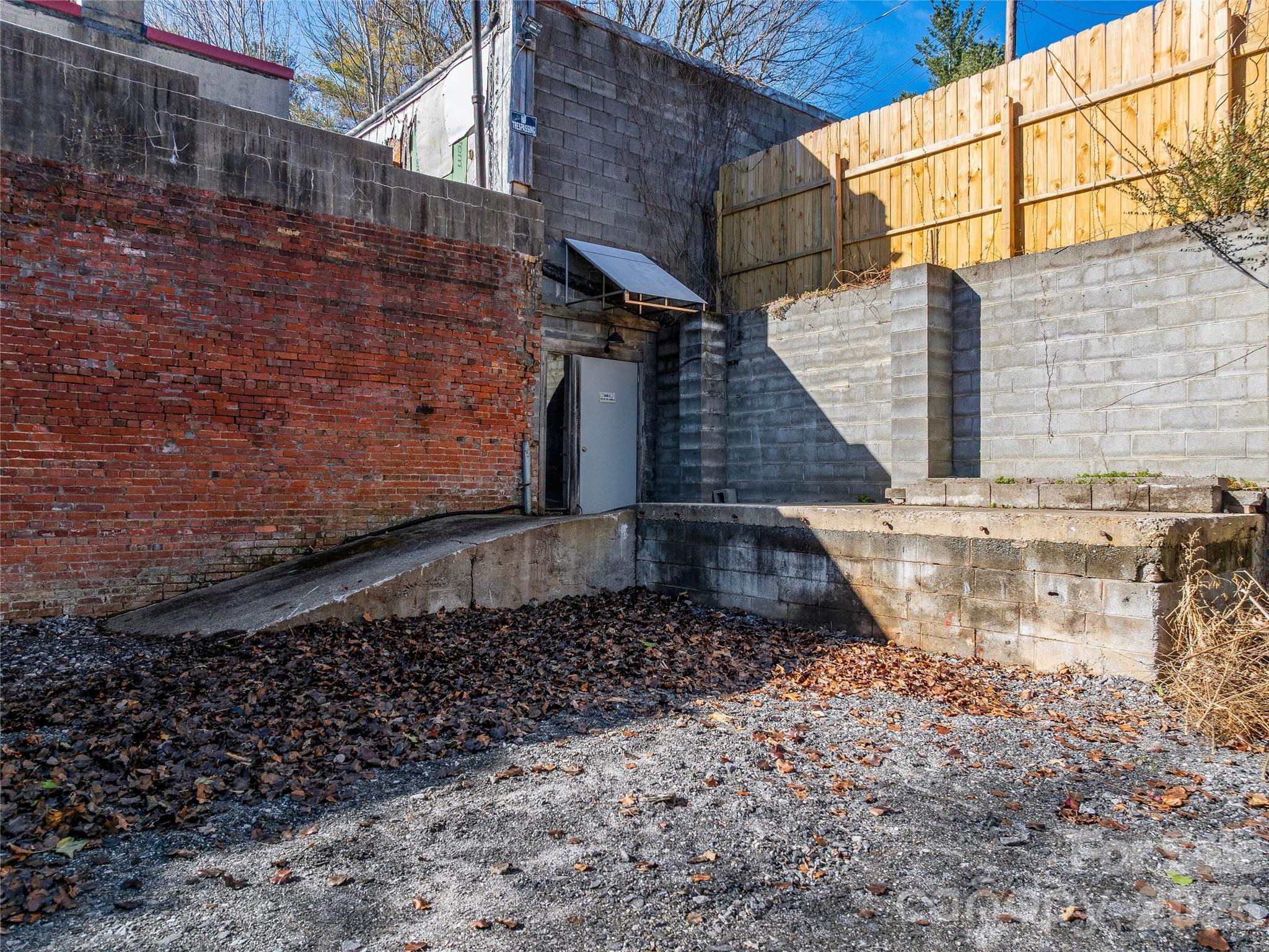 204 Sutton Avenue — Black Mountain