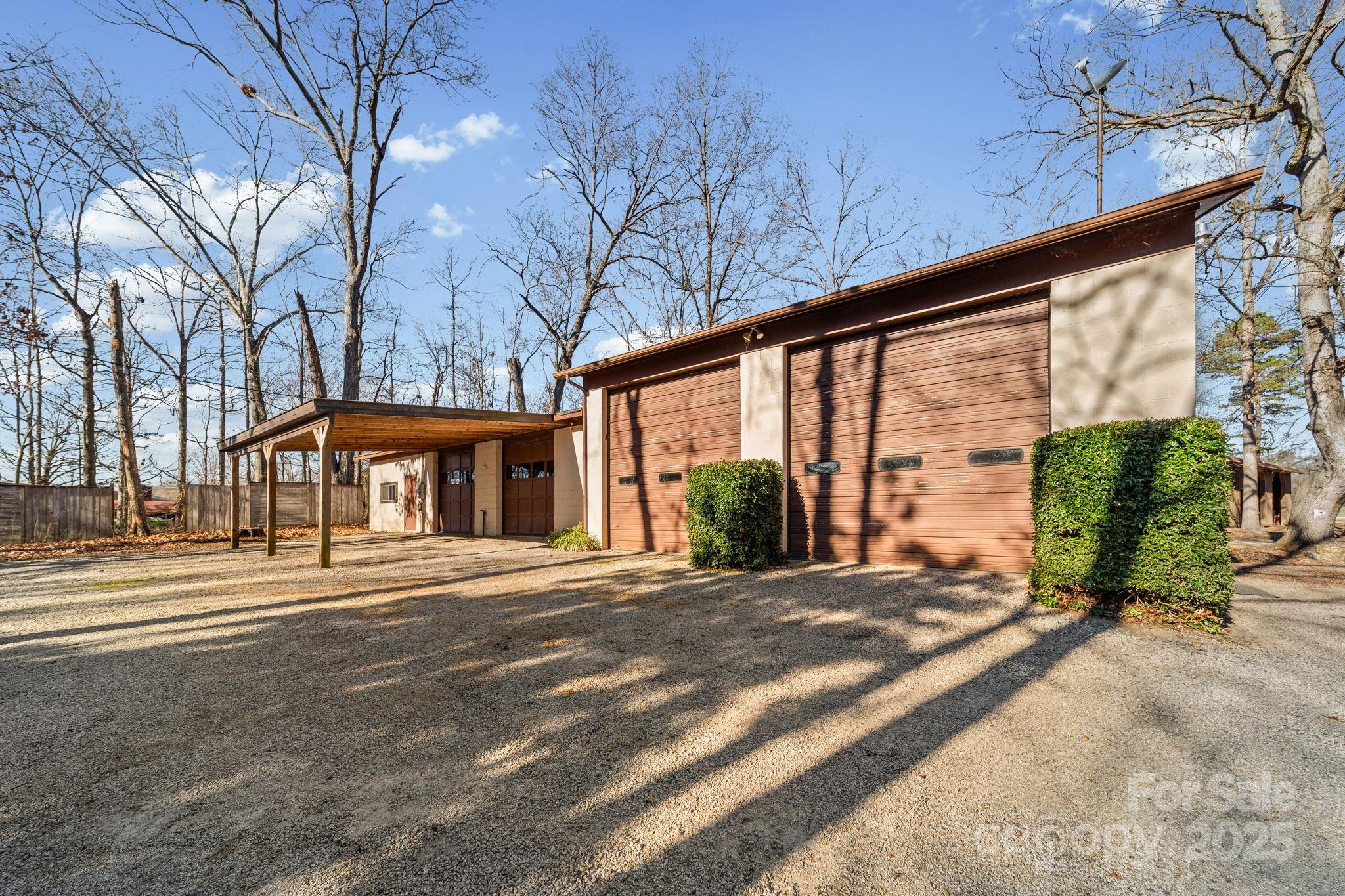 2415 Hargette Road — Monroe