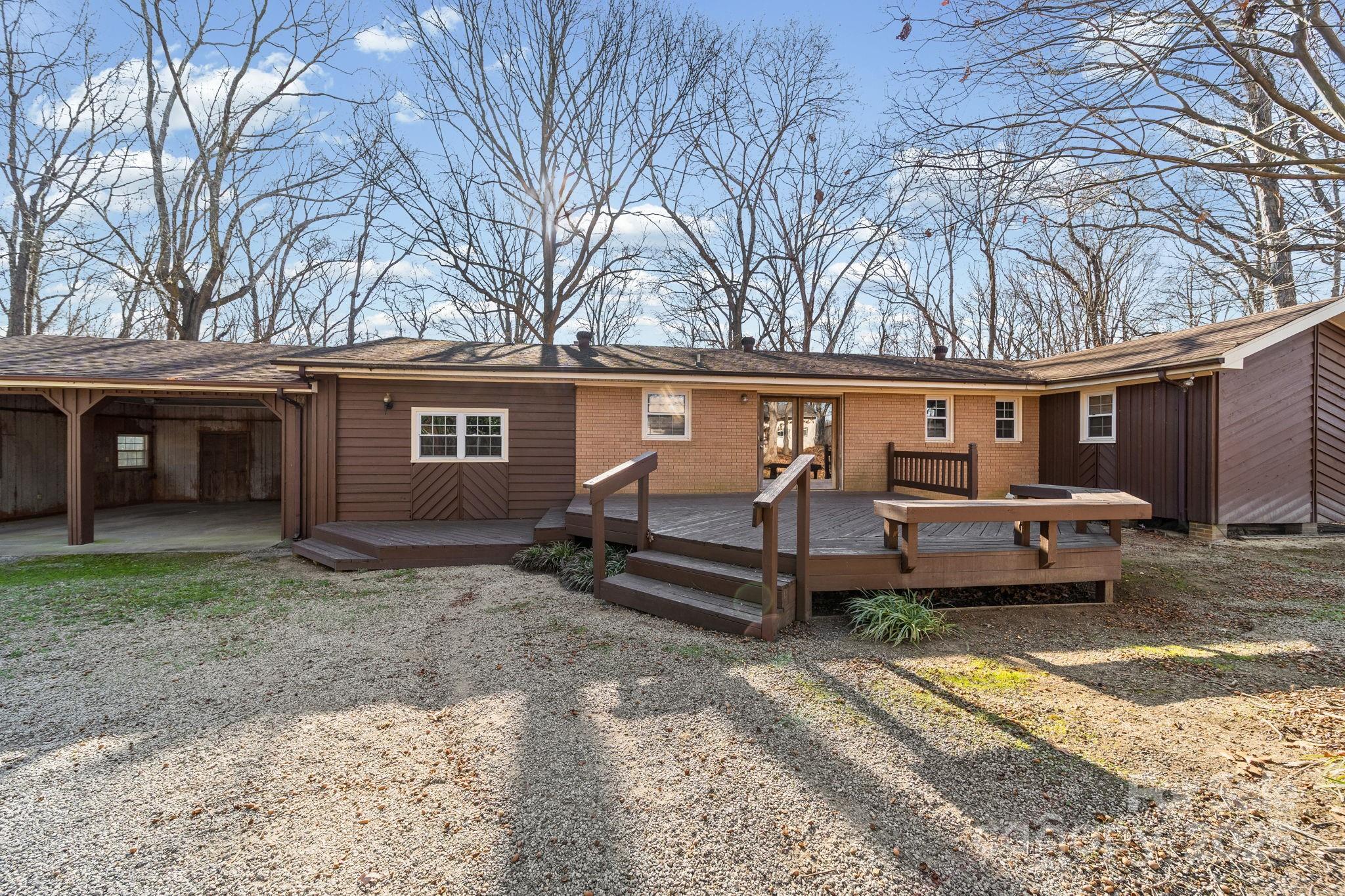 2415 Hargette Road — Monroe