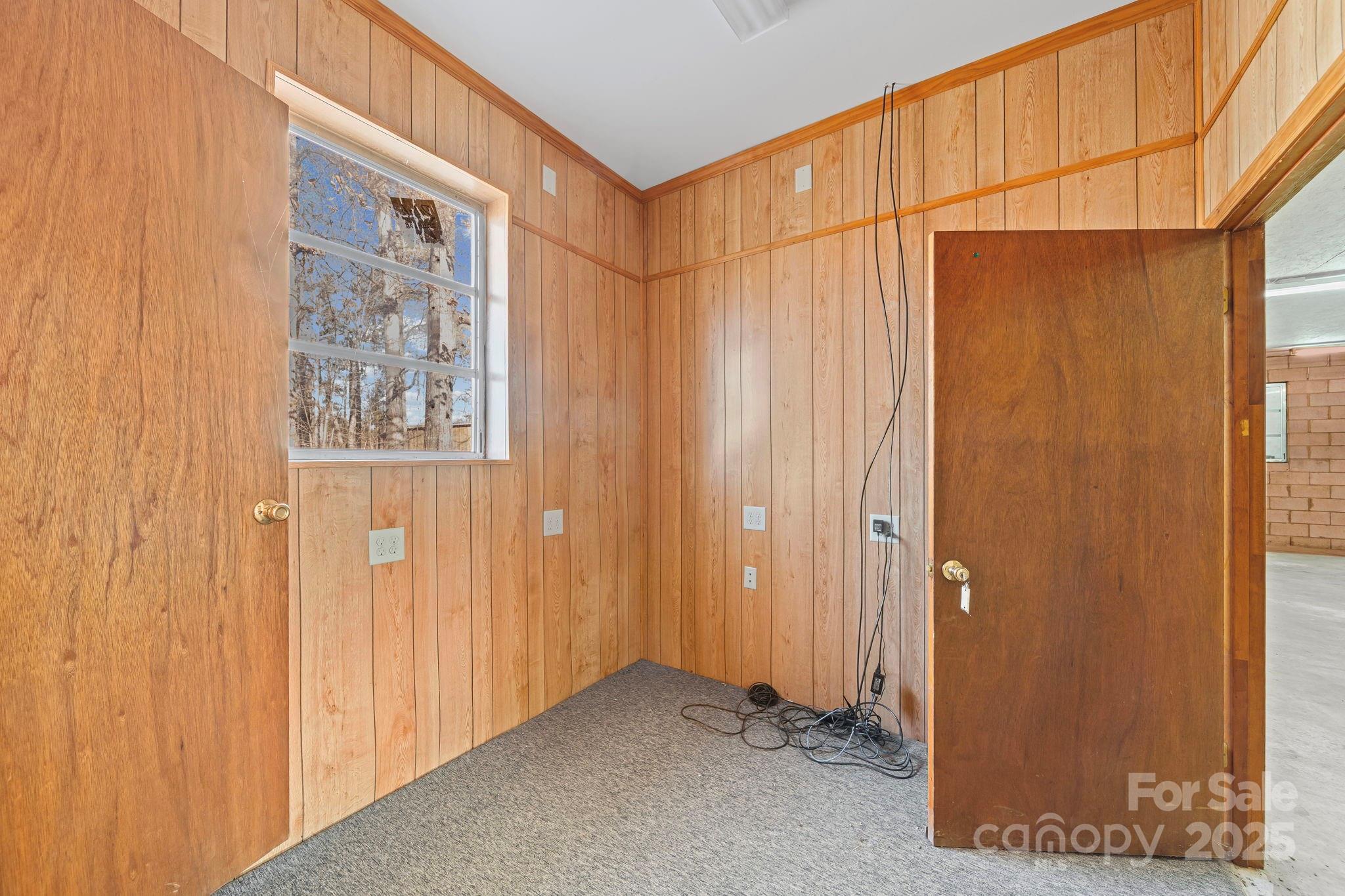 2415 Hargette Road — Monroe