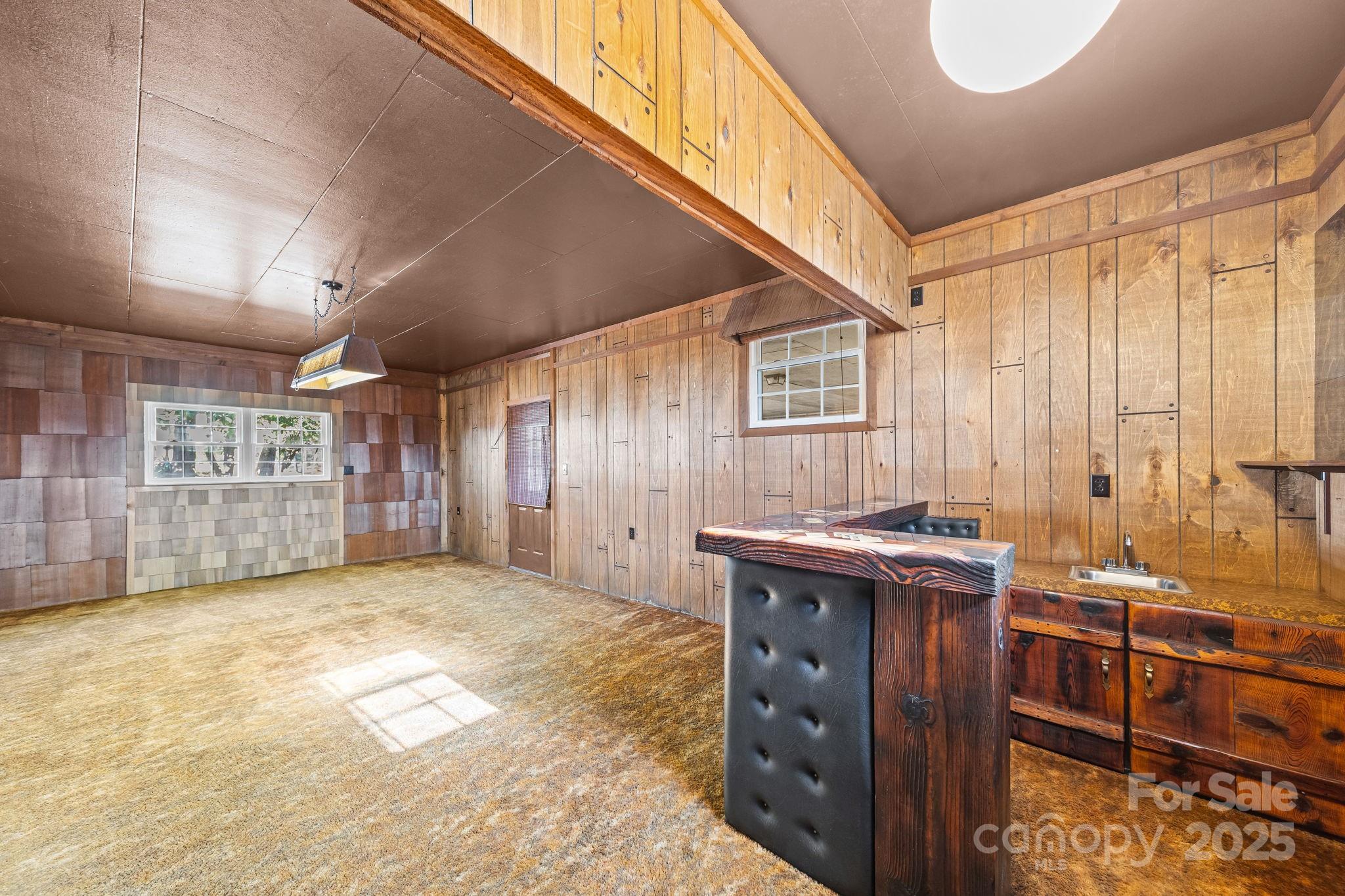 2415 Hargette Road — Monroe