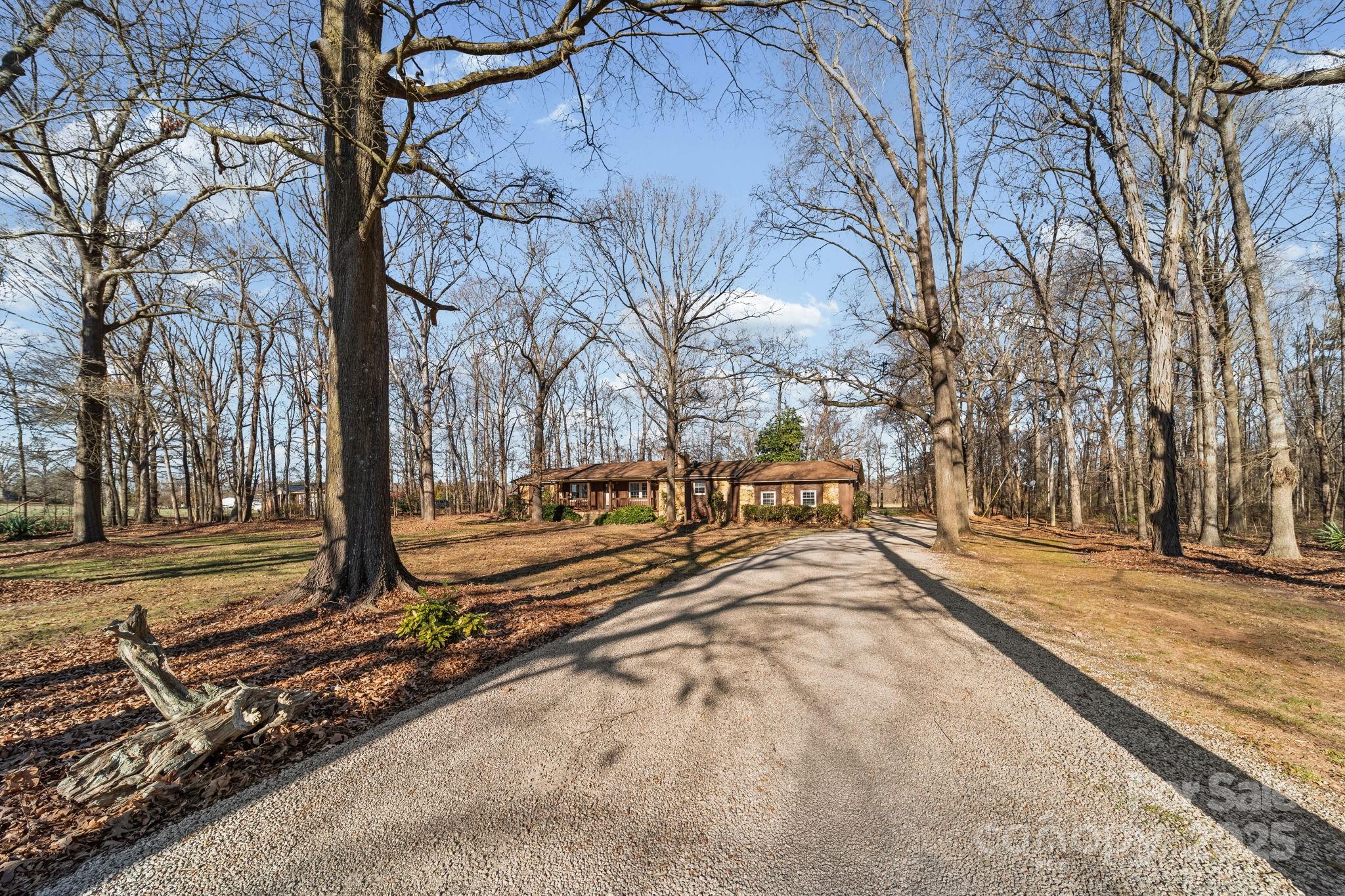 2415 Hargette Road — Monroe