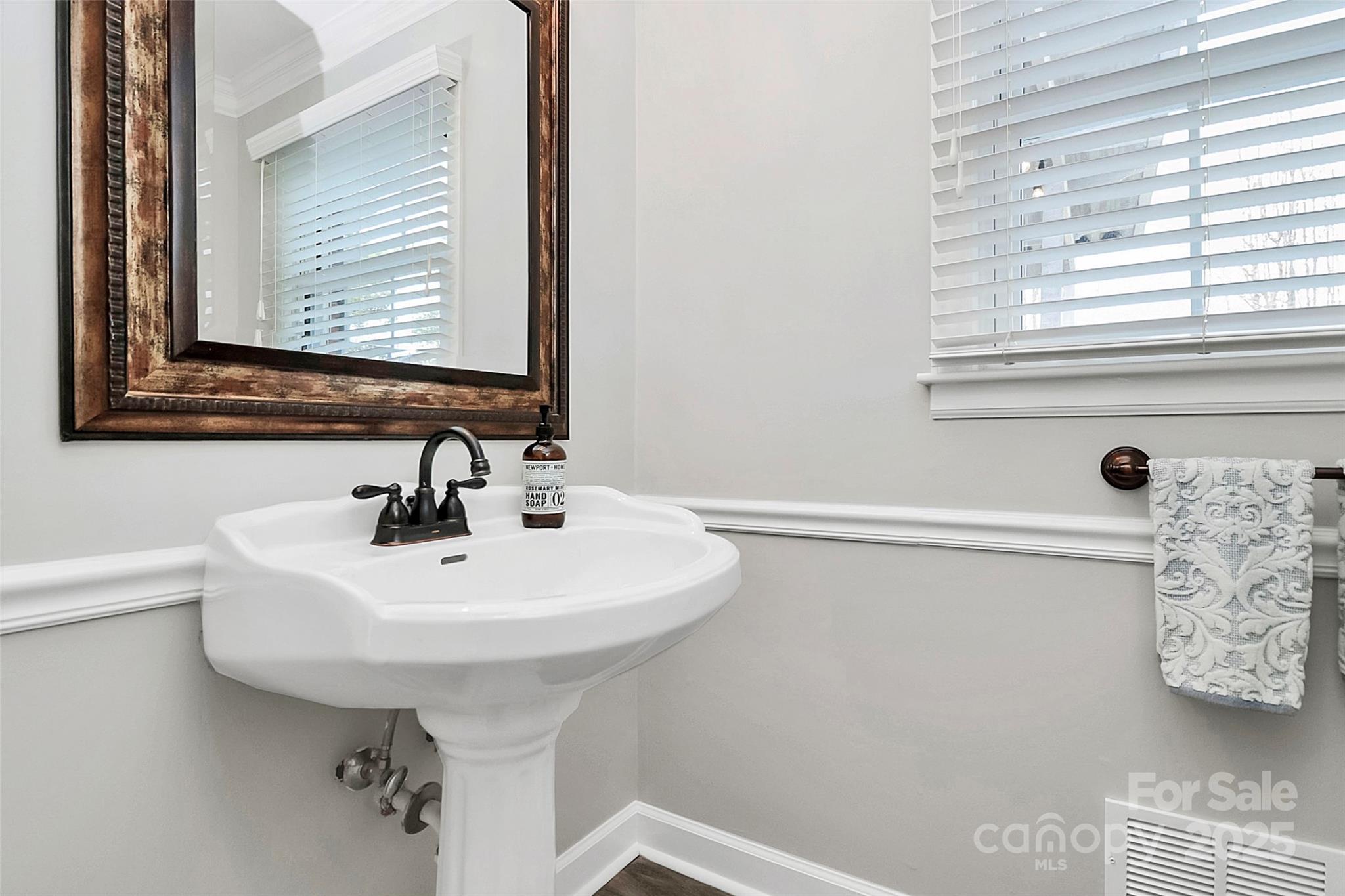 2468 Shaw Avenue — Gastonia