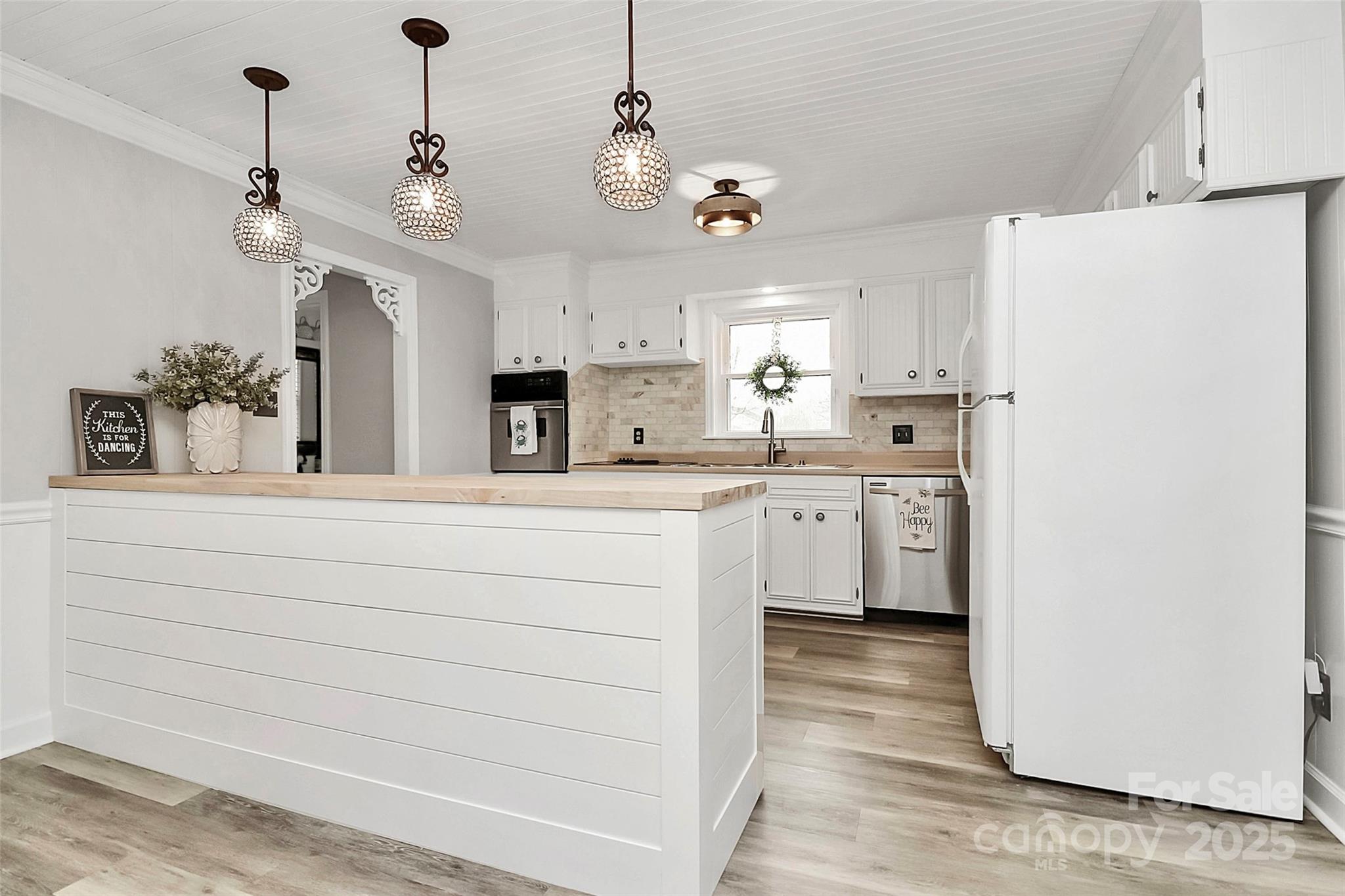 2468 Shaw Avenue — Gastonia