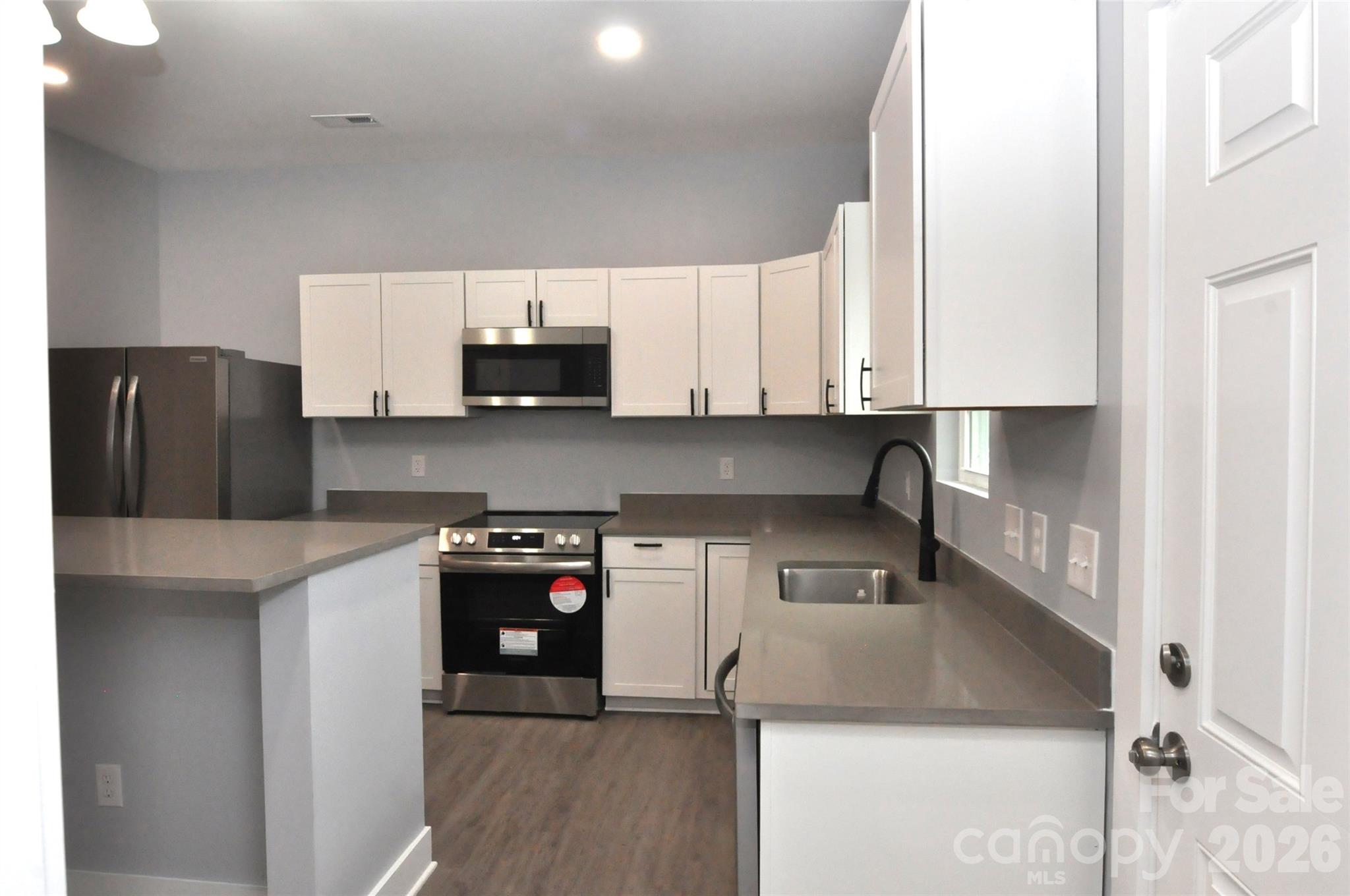 573 Fifth Street — Chester