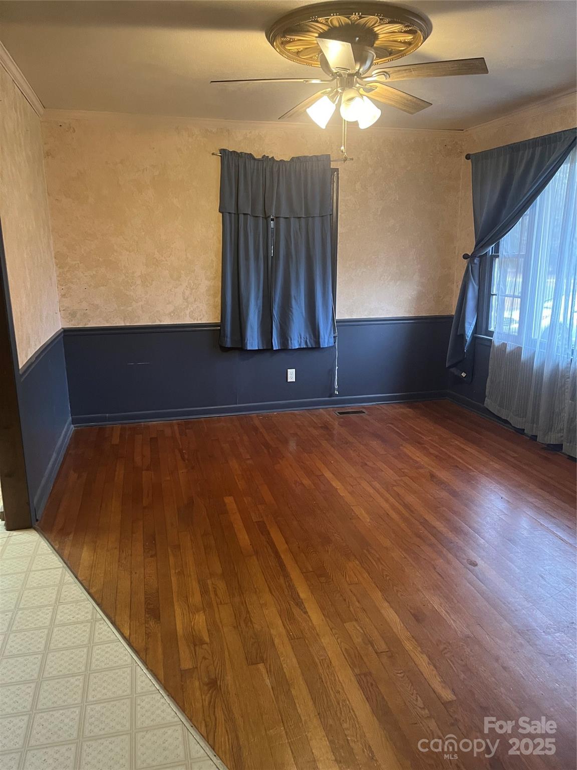 206 E Catawba Drive — Mount Holly