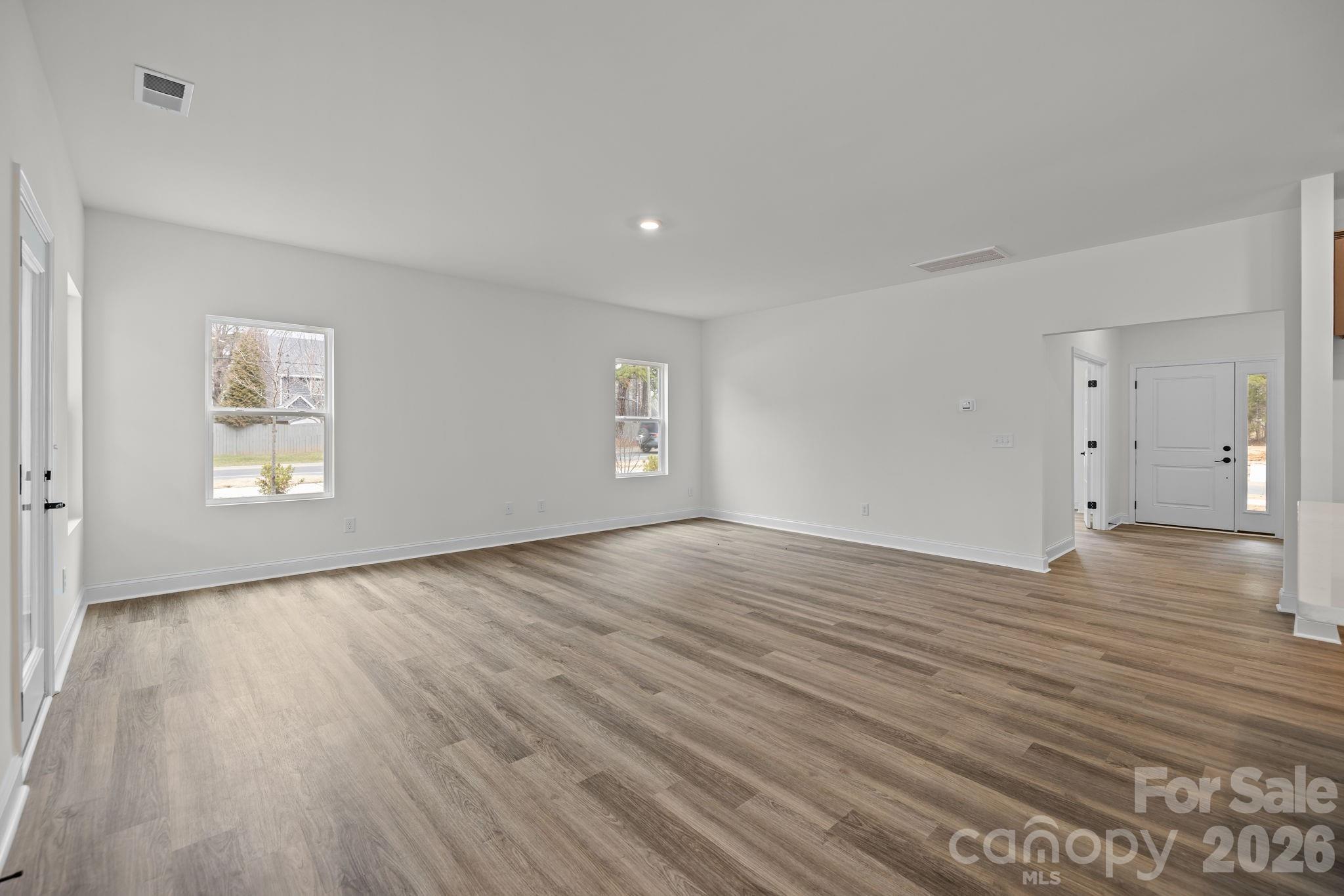 4004 Grommet Court — Matthews