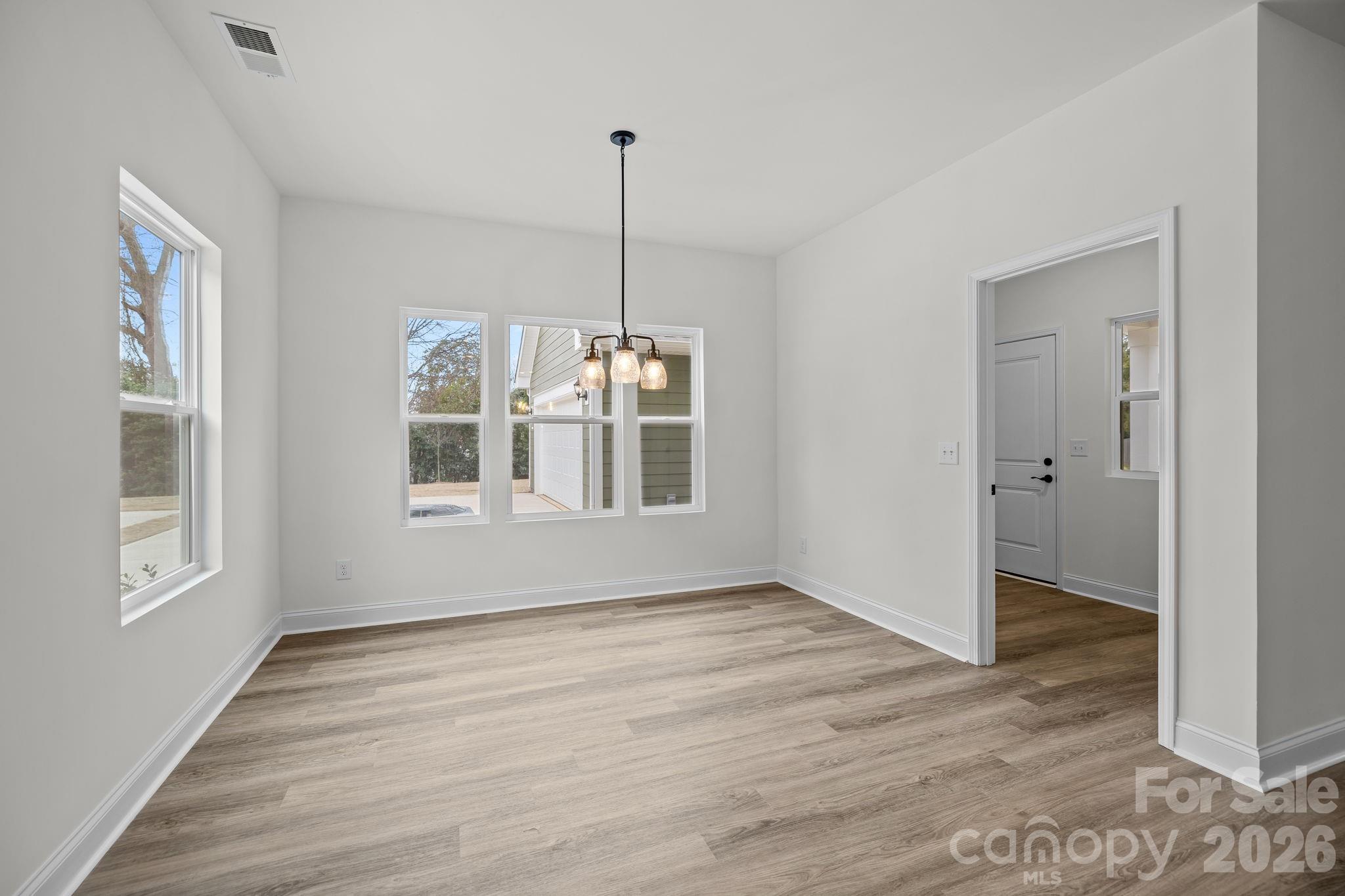 4004 Grommet Court — Matthews