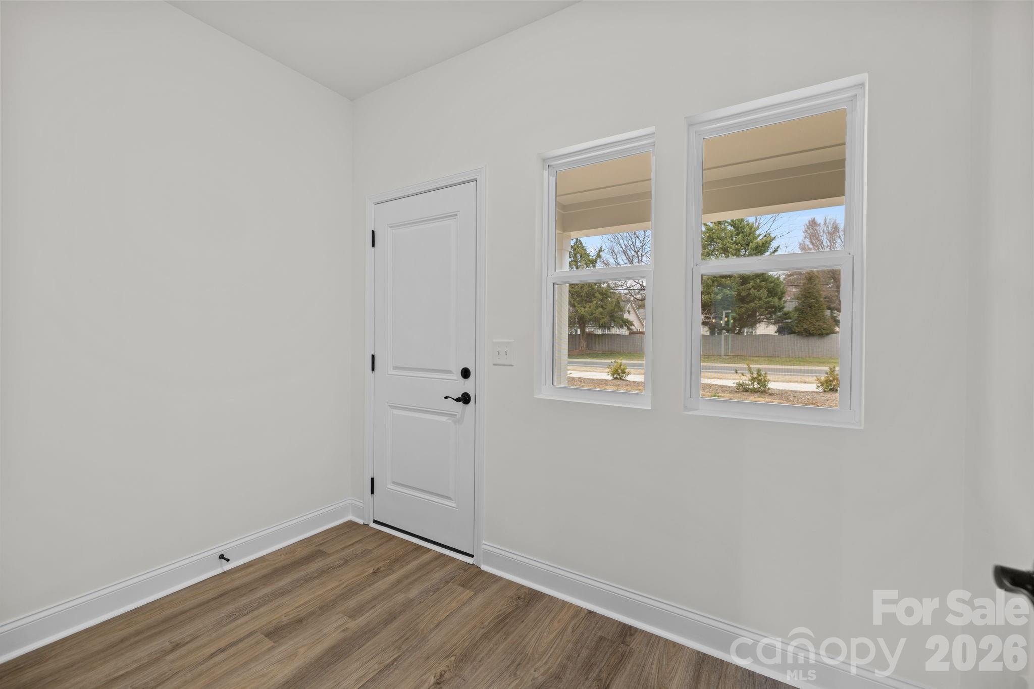 4004 Grommet Court — Matthews