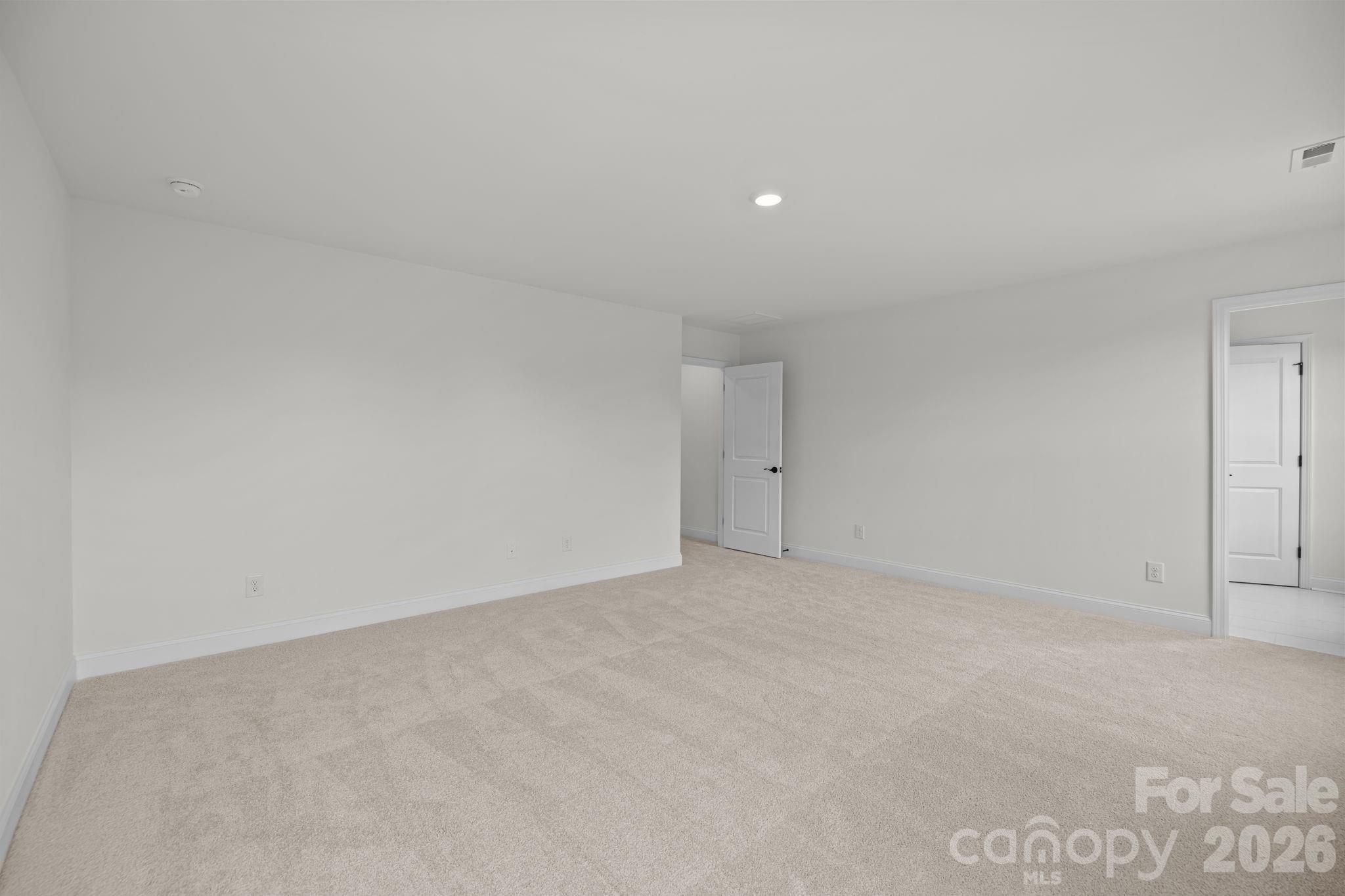 4004 Grommet Court — Matthews