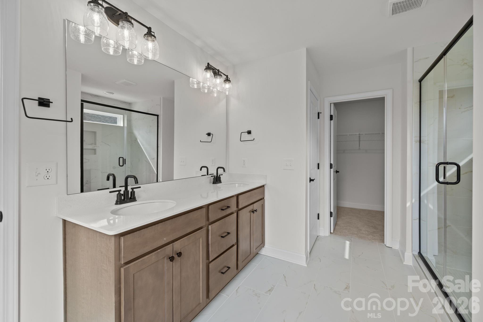 4004 Grommet Court — Matthews