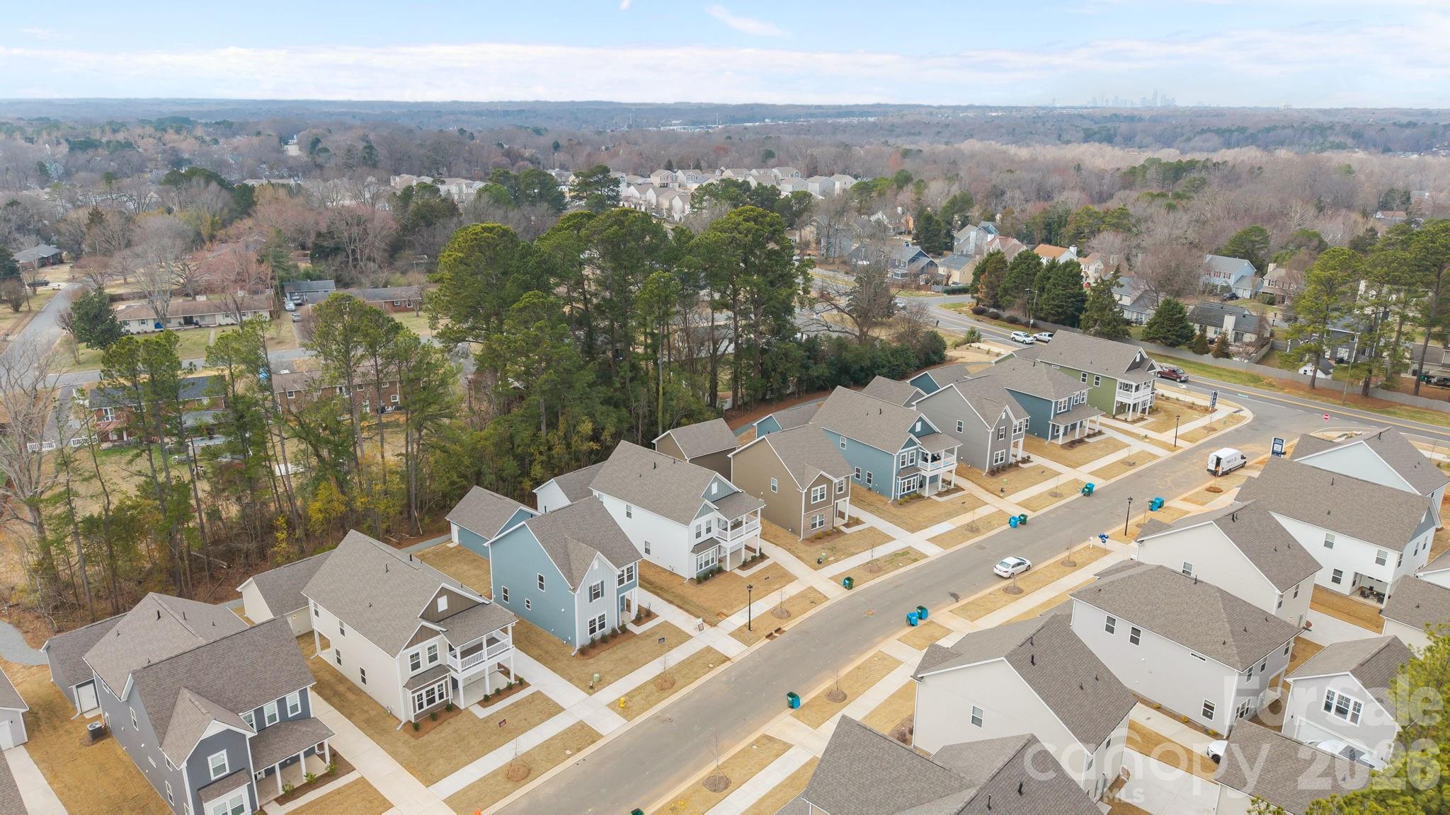 4004 Grommet Court — Matthews
