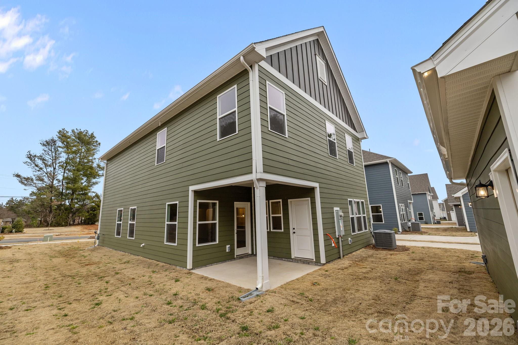 4004 Grommet Court — Matthews