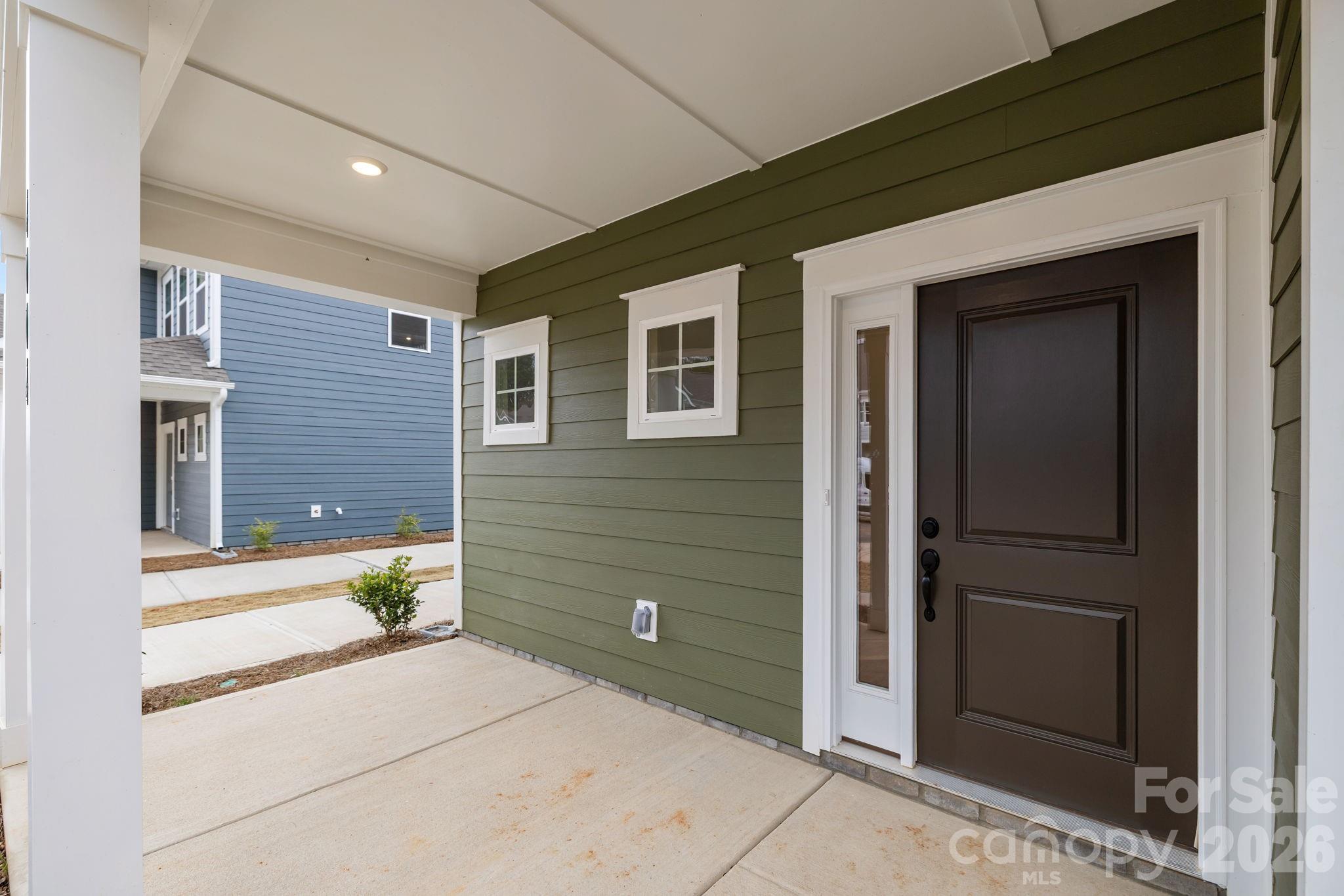 4004 Grommet Court — Matthews