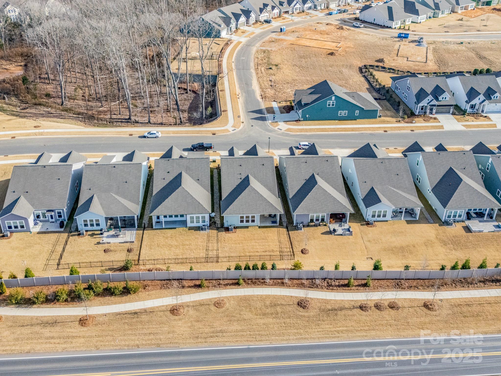 1038 Idyllic Lane — Waxhaw