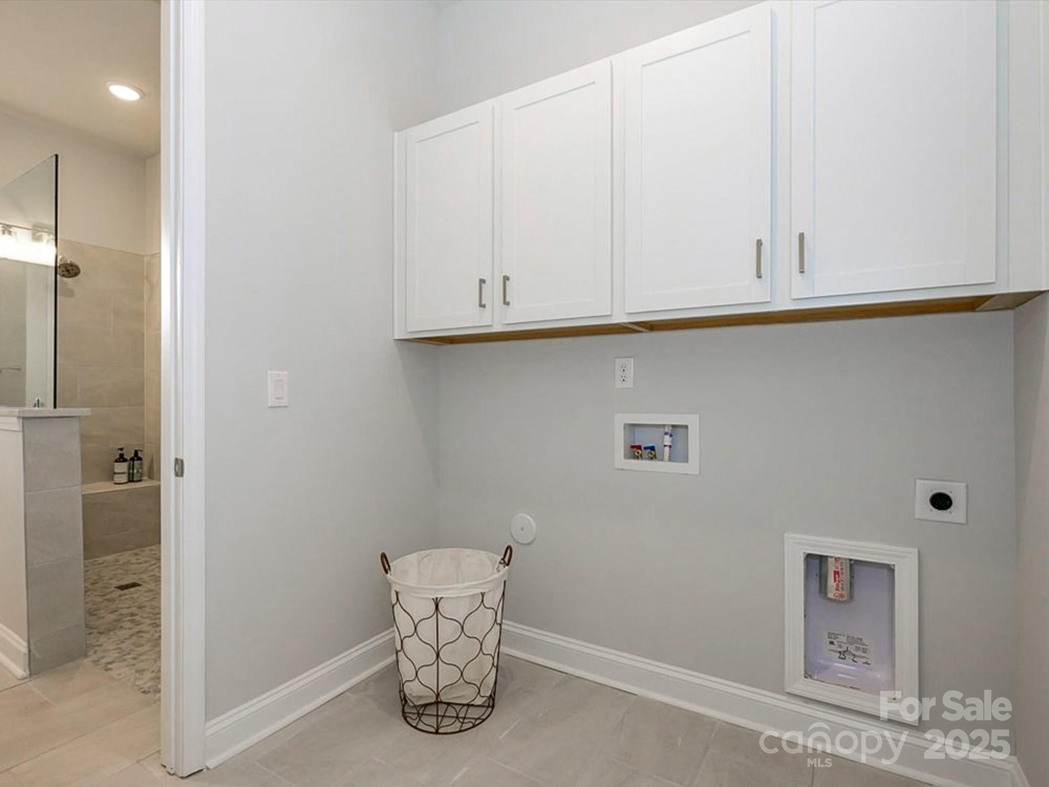 1038 Idyllic Lane — Waxhaw