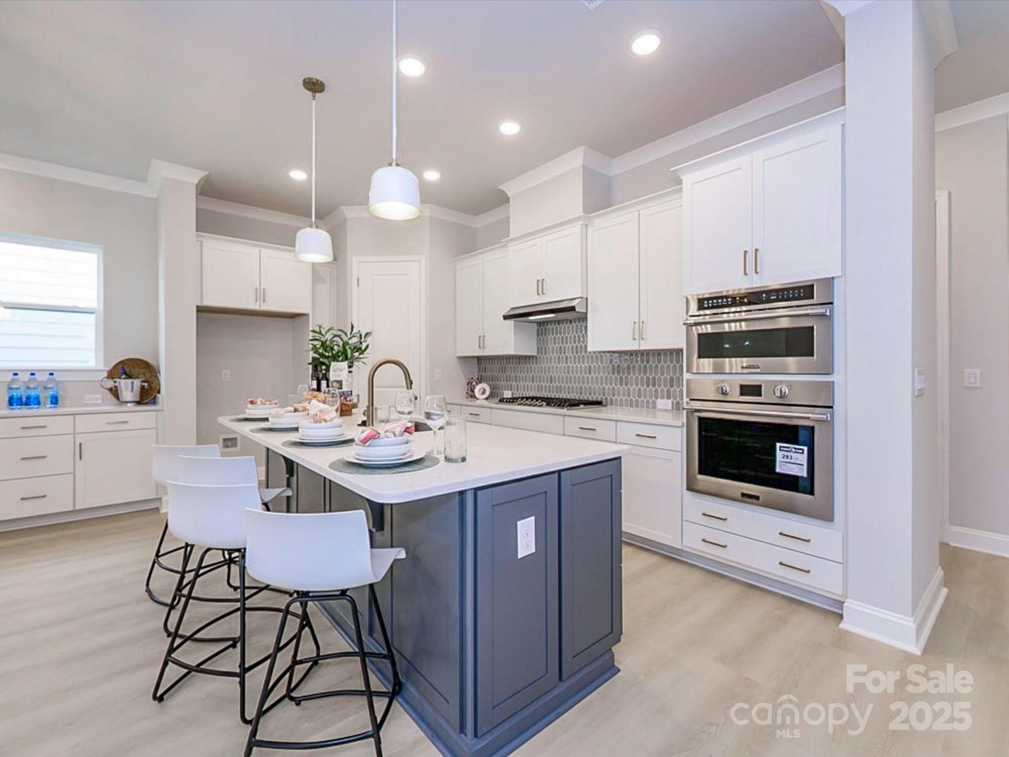 1038 Idyllic Lane — Waxhaw