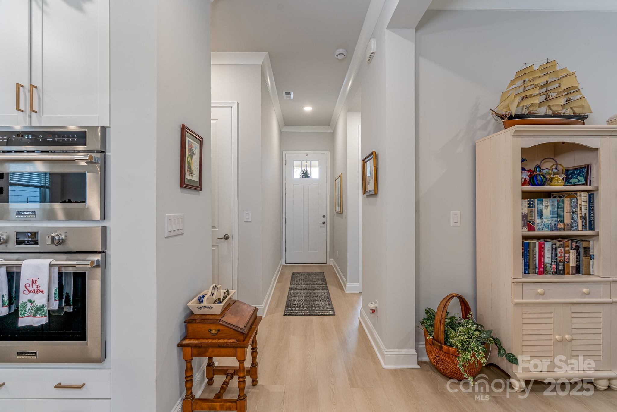 1038 Idyllic Lane — Waxhaw