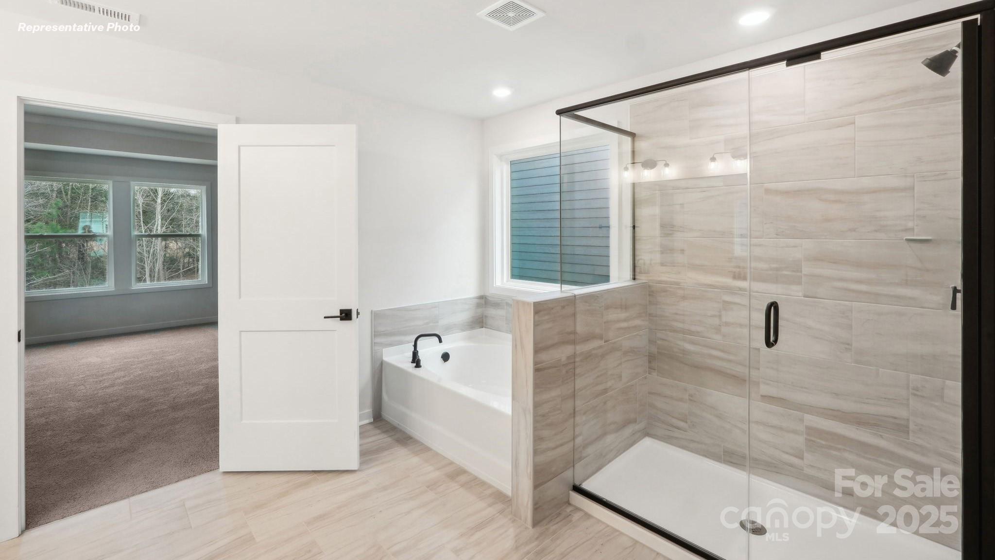 2233 Keppel Court — York